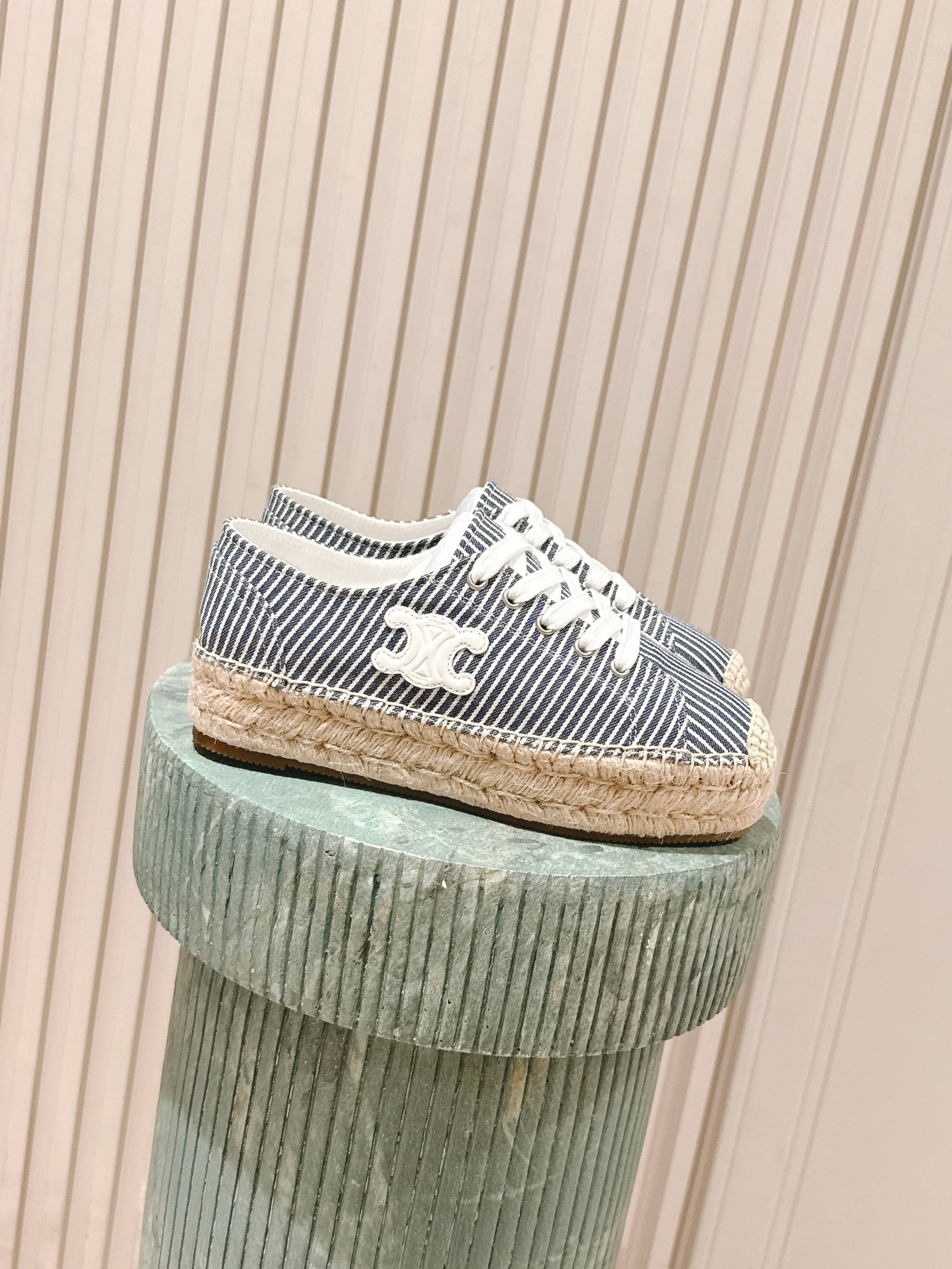 # celine 25/ ➕logo ✔️Taglia #35-40 40