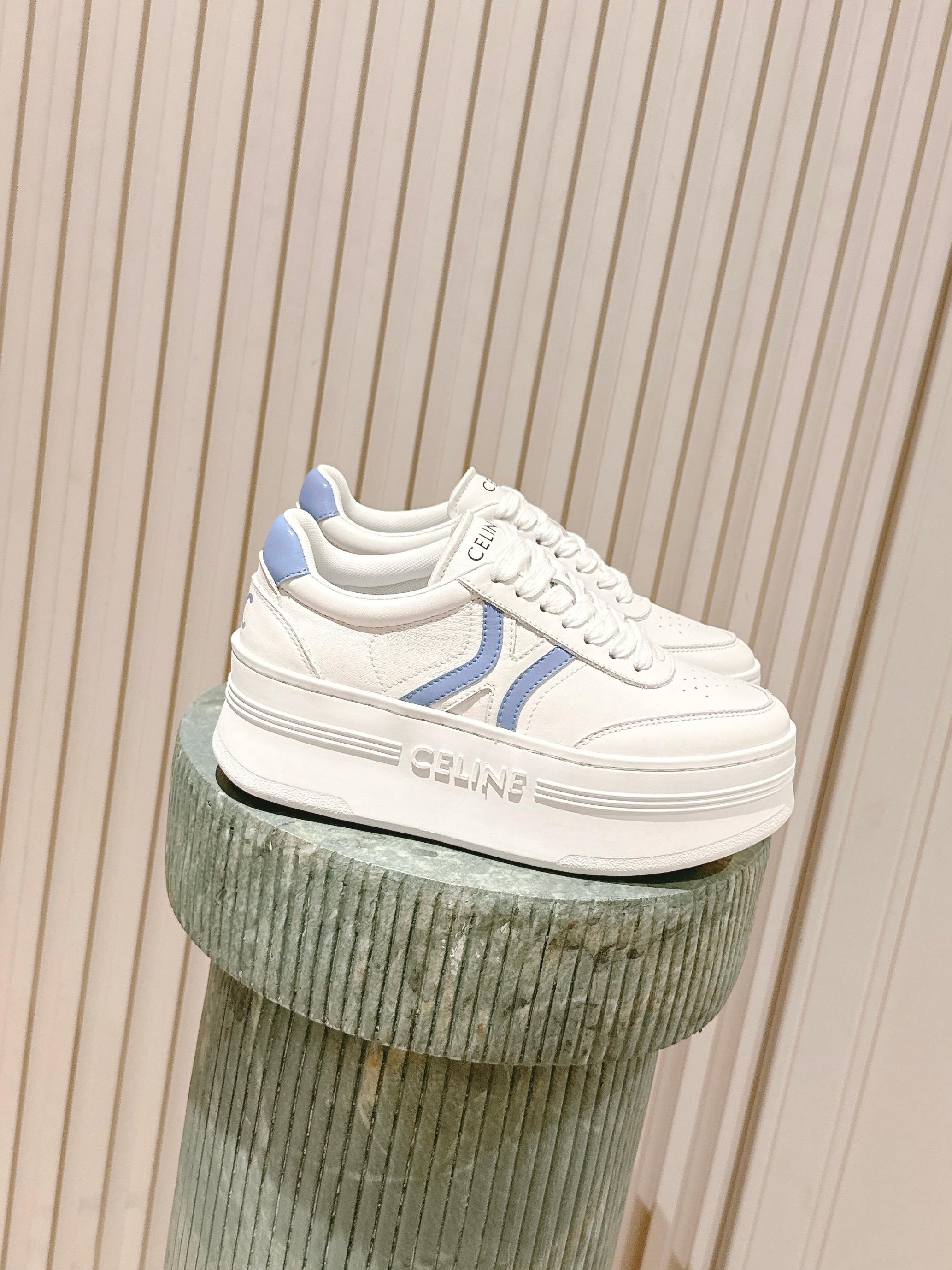 :Celine Block CELINE 🛍📦
▪️ : ▪️ ▪️ ▪️ 5CM
▪️Taglia: 35-40