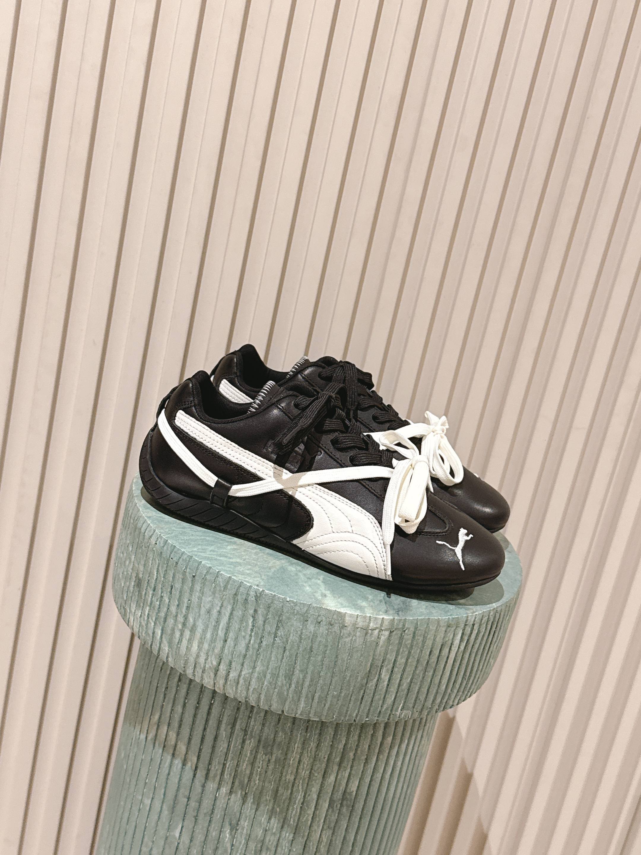 NO:498698,Top version: The official small card of the PUMA x ROSE cooperation series is here. It will be officially released on August 28, and you can buy any PUMA ×ROSE joint product, sweet and spicy, beautiful, calf leather has a good texture, full leather material size 35-40, casual shoes/sports shoes, sneakers, cowhide19860909顶级版本:PUMA x ROSE合作系列官方小卡来啦 8月28日正式发售,于PUMA门店购买任意 PUMA ×ROSE联名单品,甜辣好看呀 小牛皮质感很好 全皮材质 size 35-40,休闲鞋/运动鞋,sneakers,cowhide,Women's Shoes