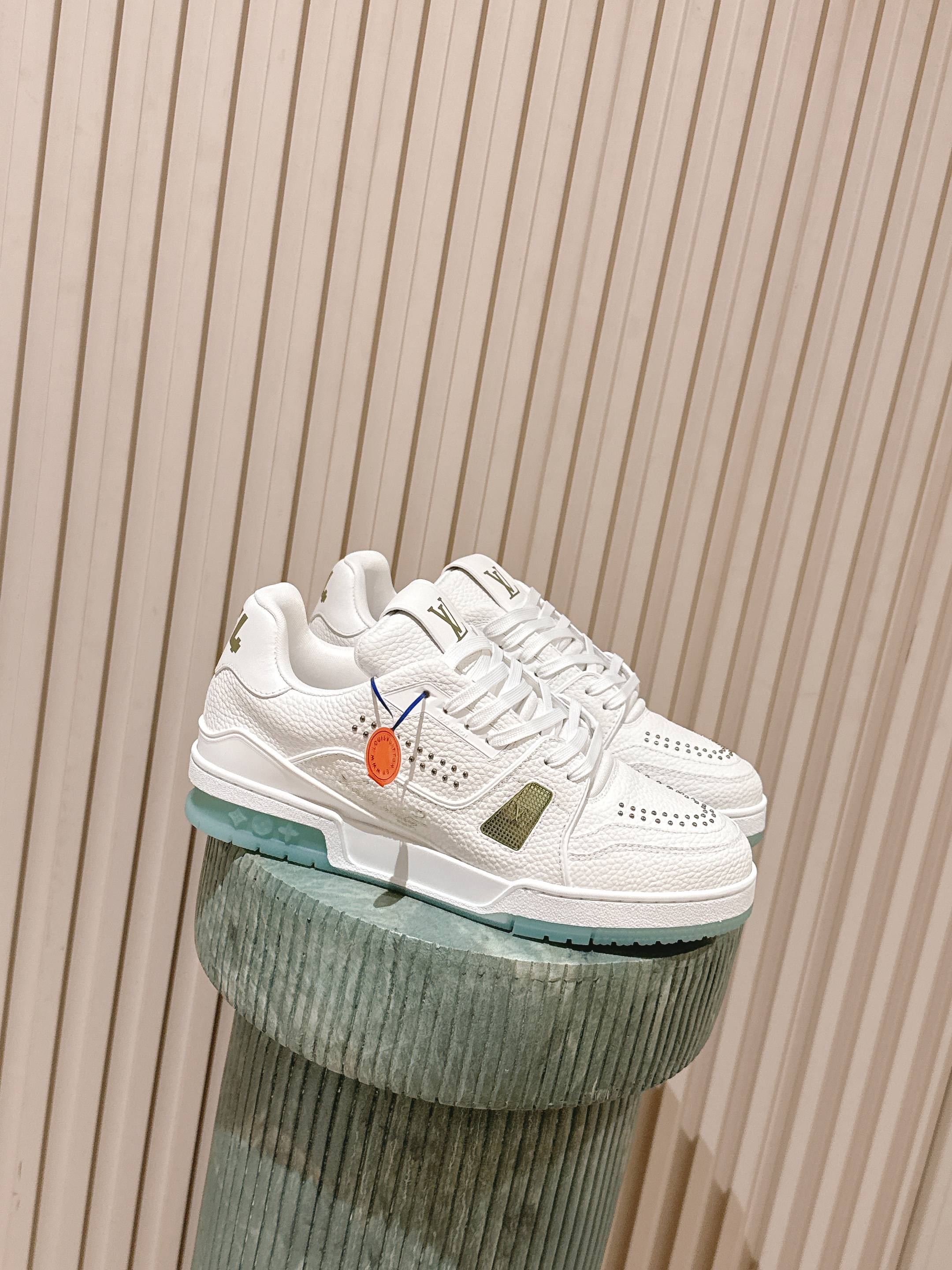 NO:498662,Top version: Newly broadcasted couples top (add gift box plus) Normal version: L family donkey brand show style Trainer basketball limited series sports shoes casual shoes top version!  The leather material is the imported cowhide cowhide braided heavy industry fee!  Fabric: Original custom imported cowhide fabric Inner: Original custom breathable net Outsole: Original mold opening TPU combination sole Size: Women's model 35-40: Men's model 39-44 (men's model 38/45 can be customized without return or replacement), casual shoes/sports shoes, louis vuitton, louis vuitton, sneakers, cowhide19860909顶版 :新播色情侣款顶级（加礼盒加）普通版本:L家驴牌秀款Trainer 篮球限定系列运动鞋休闲鞋 顶级版本！皮料是选用的进口牛皮 牛皮编织重工款！ 面料: 原版定制进口牛皮面料 内里: 原版定制透气网里 大底: 原版开模TPU组合大底 Size: 女款 35-40: 男款39-44（男款38/45可定做不退不换）,休闲鞋/运动鞋,louis vuitton,louis vuitton,sneakers,cowhide,Women's Shoes