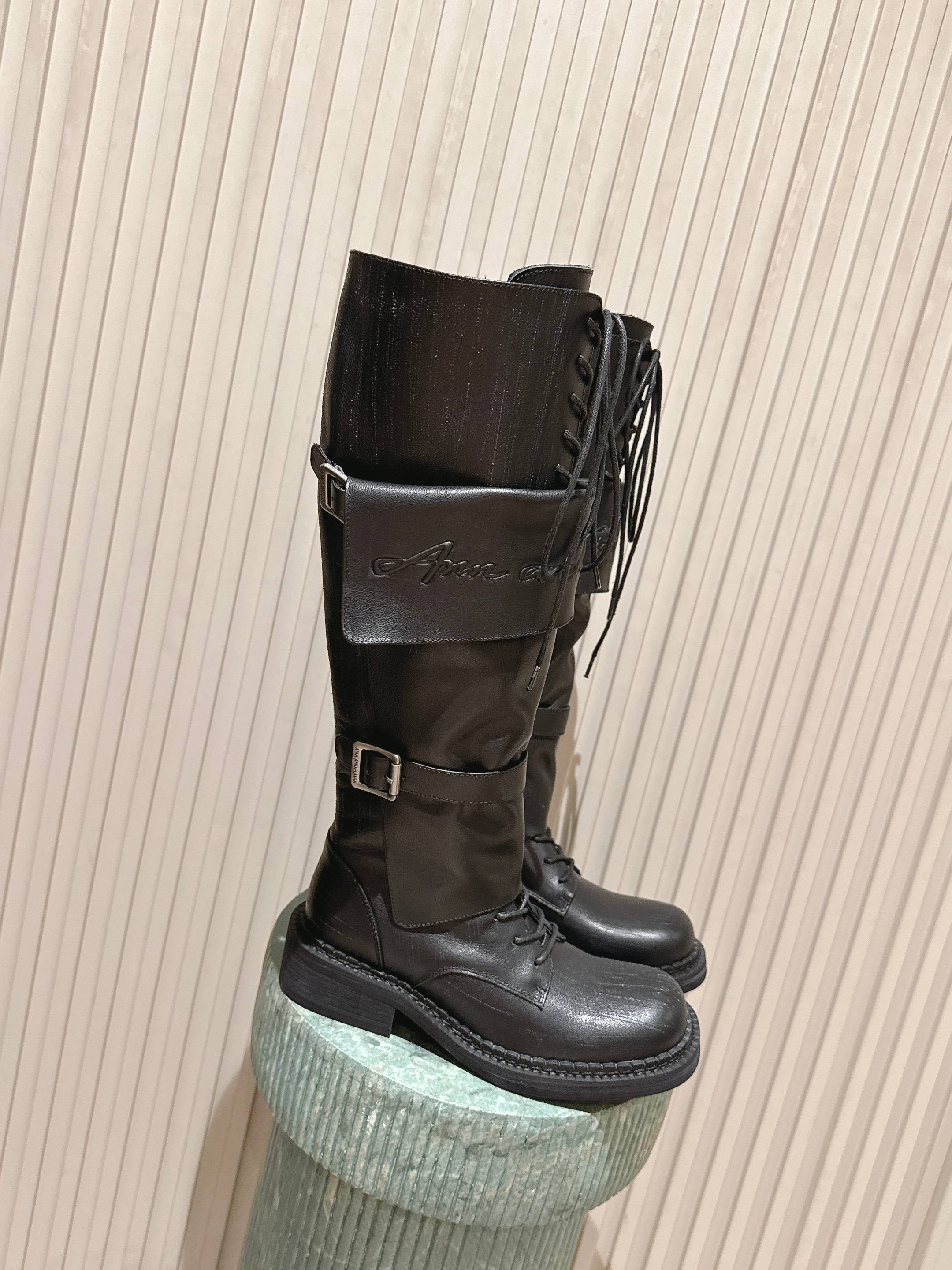 NO:615373,Top version: ANN ANDELMAN | Follow Ni Ni to buy boots. Super popular model, really good-looking, with deep design. Made of calfskin, with some color rubbing process. Retro and fashionable, so stylish. size 35-41, boots, boots, cowhide19860909顶级版本:ANN ANDELMAN| 跟着倪妮买靴子 超火的款,是真的好看,有设计深度的好看 小牛皮材质,做一些擦色工艺 复古时髦,太有范儿啦 size 35-41,靴子,boots,cowhide,Women's Shoes
