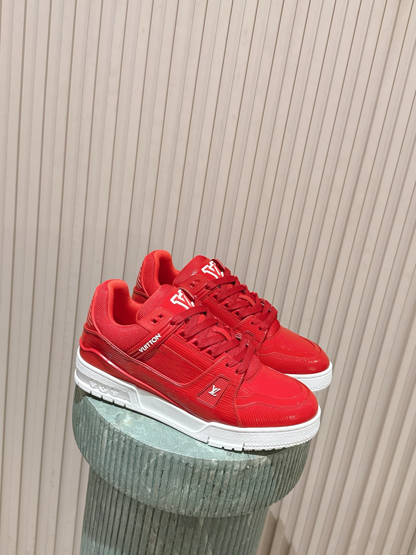 NO:669427,Top version: New colors for men: (plus gift box): L Jialu brand show model Trainer basketball limited series sports shoes and casual shoes top version!  The leather material is imported cowhide and cowhide weaving heavy industry model!  Fabric: Original customized imported cowhide fabric Lining: Original customized breathable mesh lining Outsole: Original molded TPU combination outsole Size: Men's 38-46 (Men's 38/45 can be customized without return or exchange), casual shoes/sports shoes, louis vuitton, louis vuitton, sneakers, cowhide19860909顶版 :新播色男款:(加礼盒):L家驴牌秀款Trainer 篮球限定系列运动鞋休闲鞋 顶级版本！皮料是选用的进口牛皮 牛皮编织重工款！ 面料: 原版定制进口牛皮面料 内里: 原版定制透气网里 大底: 原版开模TPU组合大底 Size:男款38-46（男款38/45可定做不退不换）,休闲鞋/运动鞋,louis vuitton,louis vuitton,sneakers,cowhide,Women's Shoes