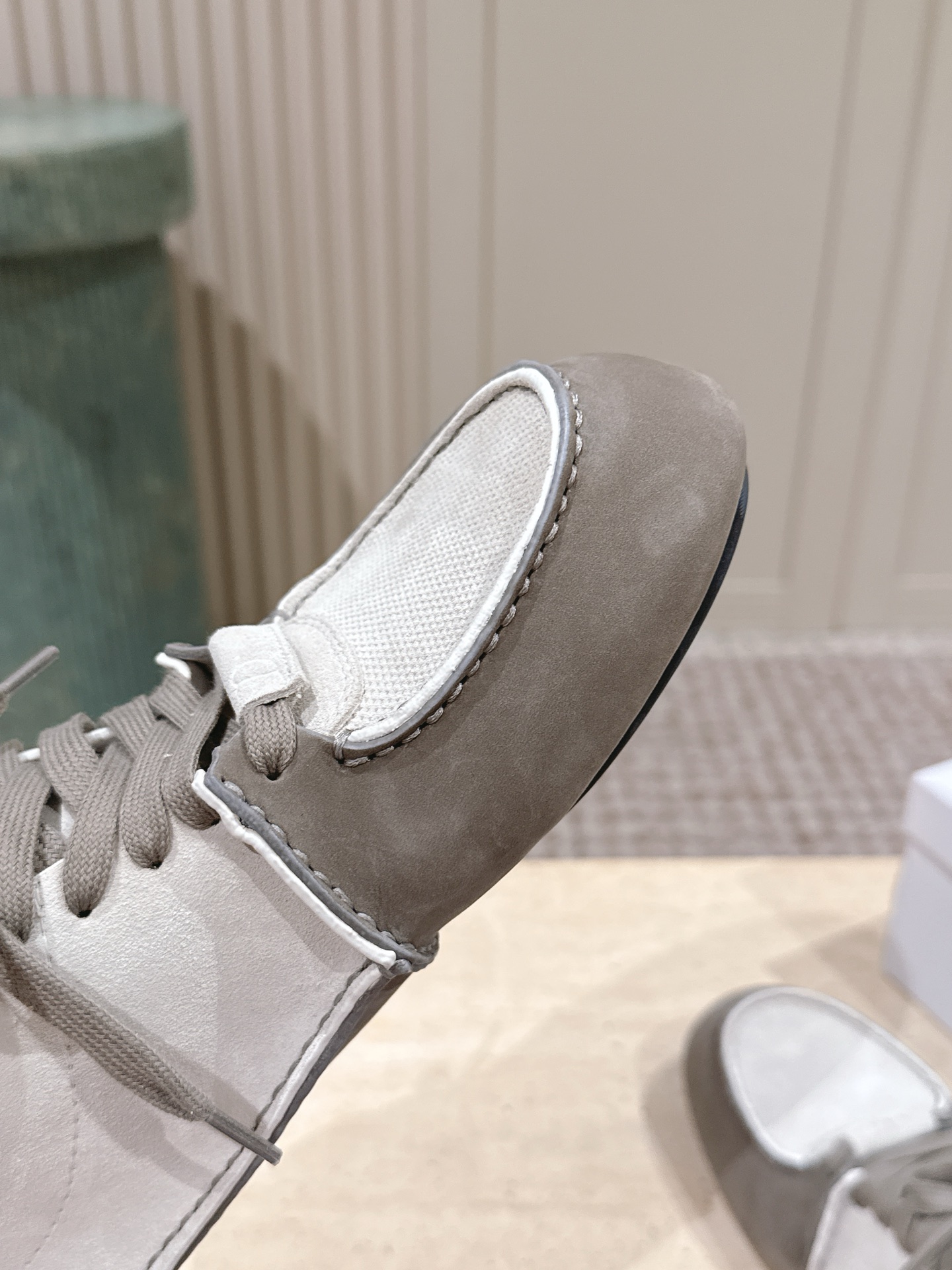 Dior Style Red Leather Women's Shoes style reference detail image 6 from source 785070