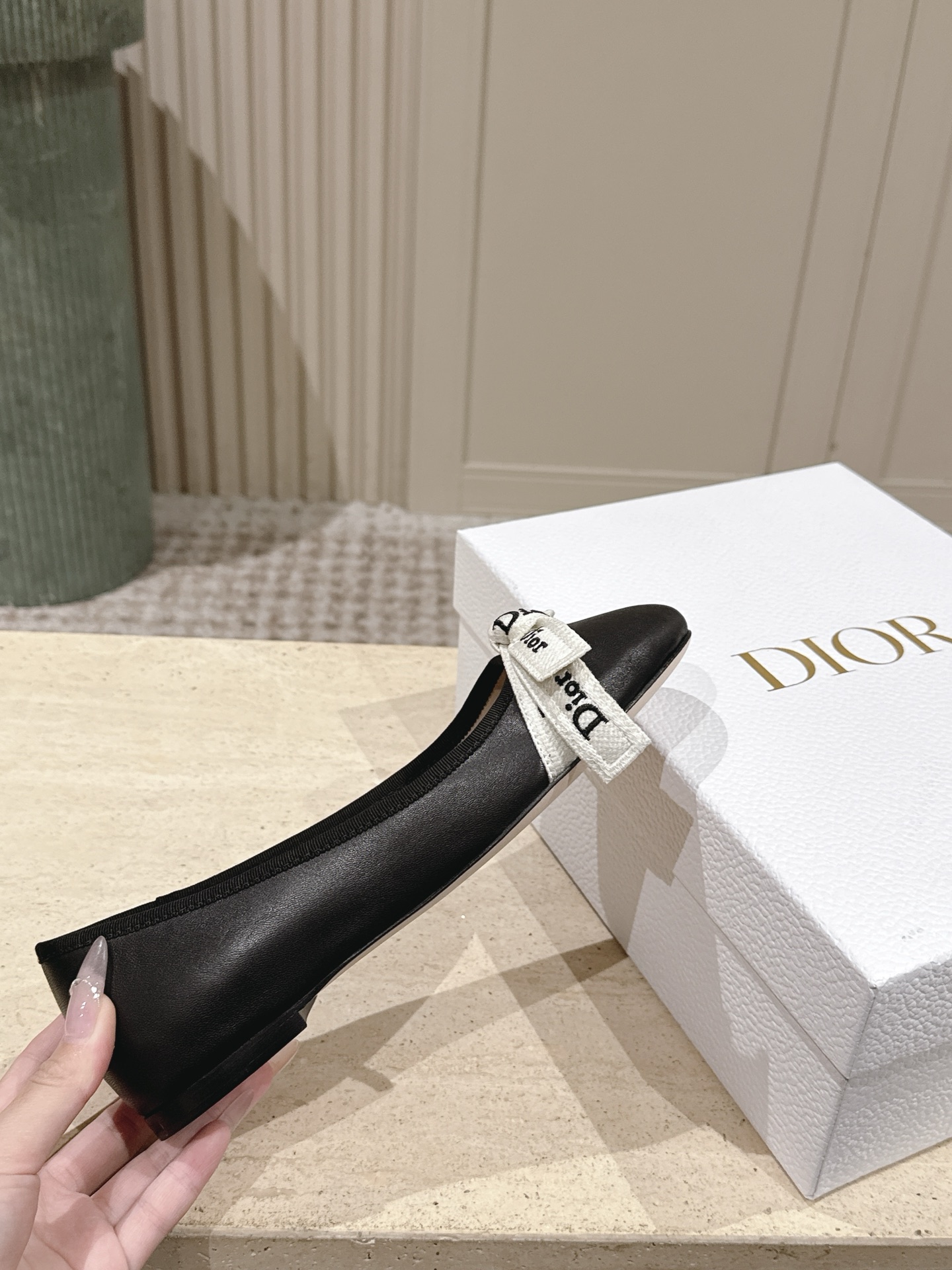Dior Style Black Leather Women's Shoes style reference detail image 5 from source 785073
