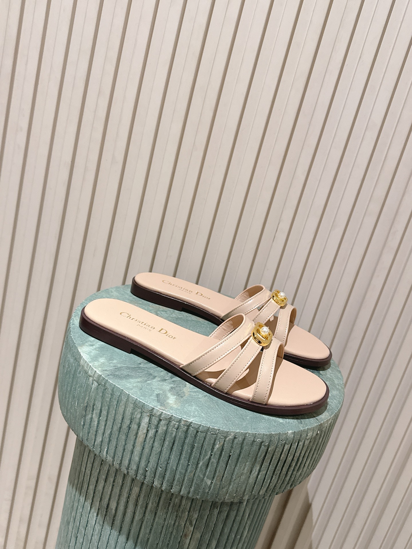 Dior Style Leather Women's Shoes style reference detail image 1 from source 785076