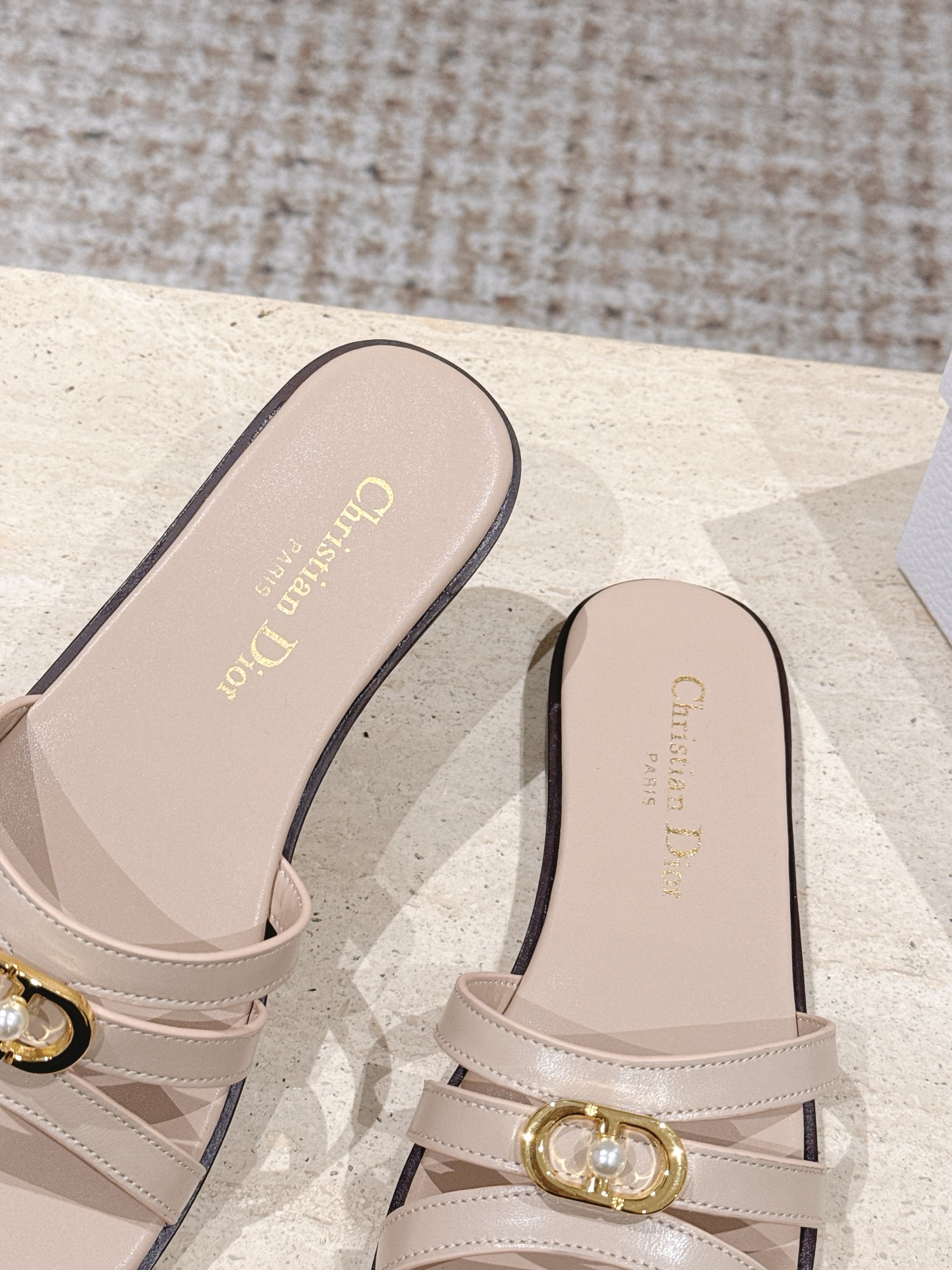 Dior Style Leather Women's Shoes style reference detail image 8 from source 785076