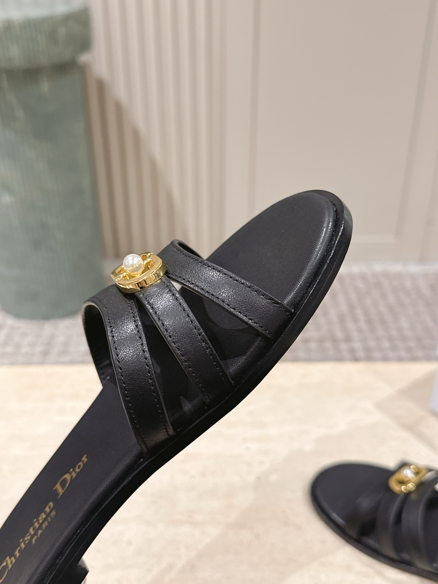 Dior Style Leather Women's Shoes style reference detail image 8 from source 785077