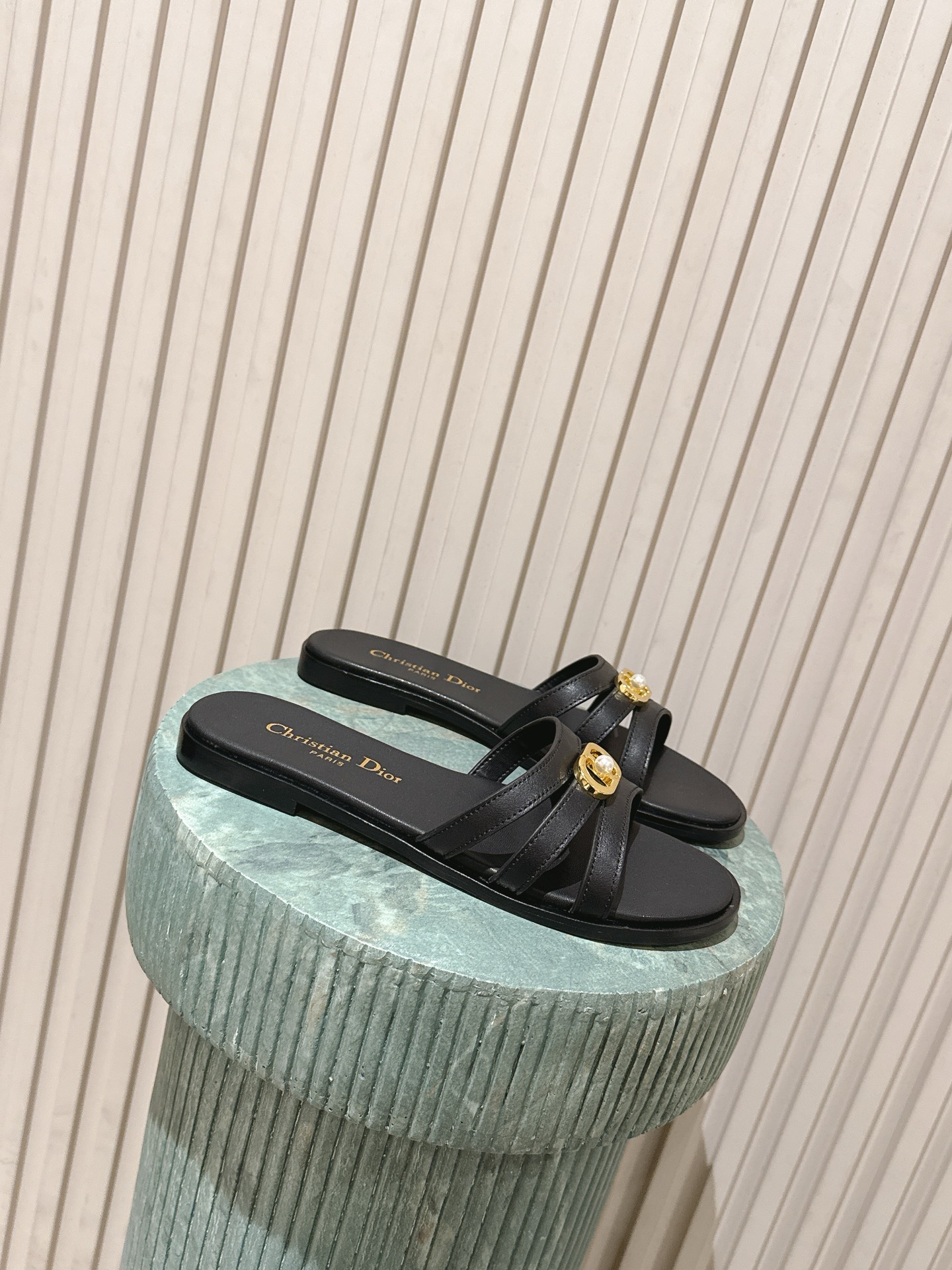 Dior Style Leather Women's Shoes style reference detail image 1 from source 785077