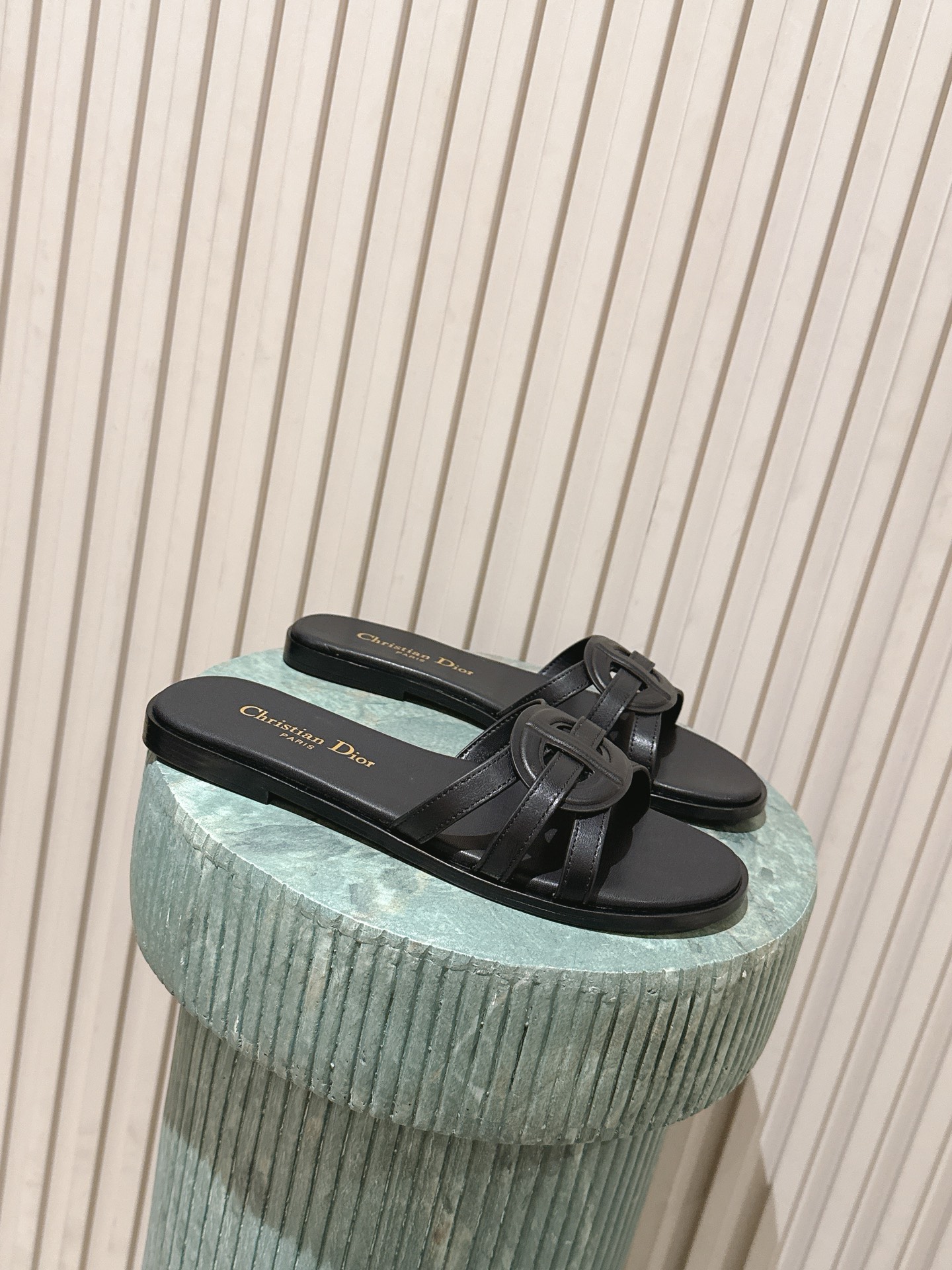 Dior Style Leather Women's Shoes style reference detail image 1 from source 785081