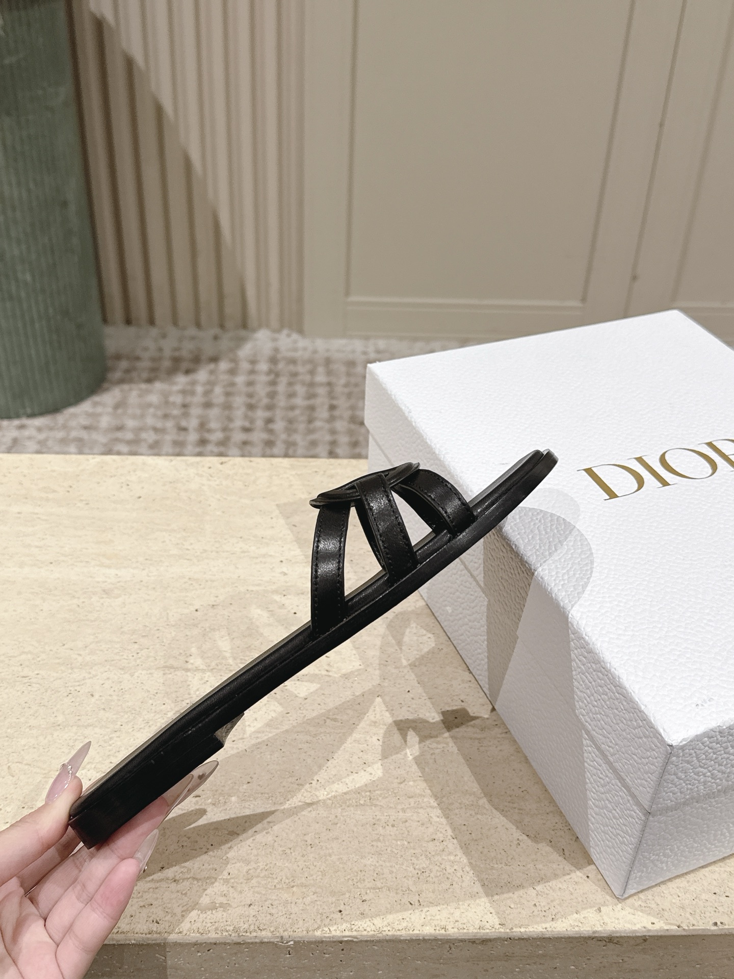 Dior Style Leather Women's Shoes style reference detail image 5 from source 785081