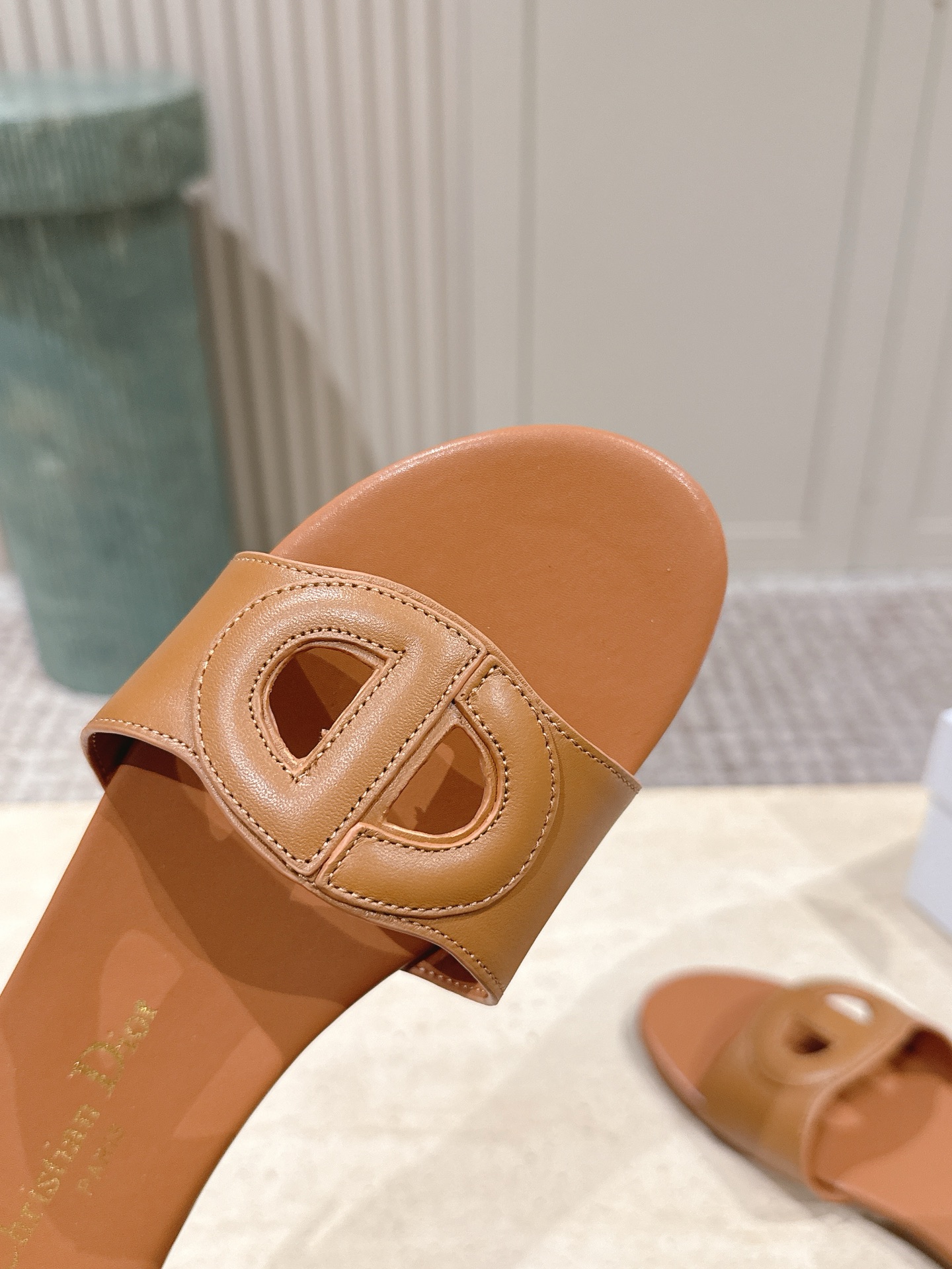 Dior Style Leather Women's Shoes style reference detail image 7 from source 785084