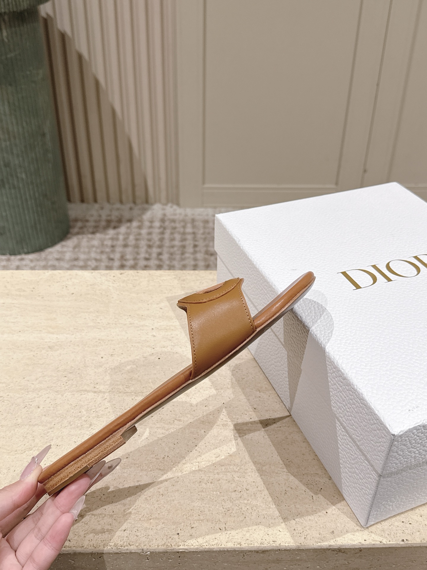 Dior Style Leather Women's Shoes style reference detail image 4 from source 785084