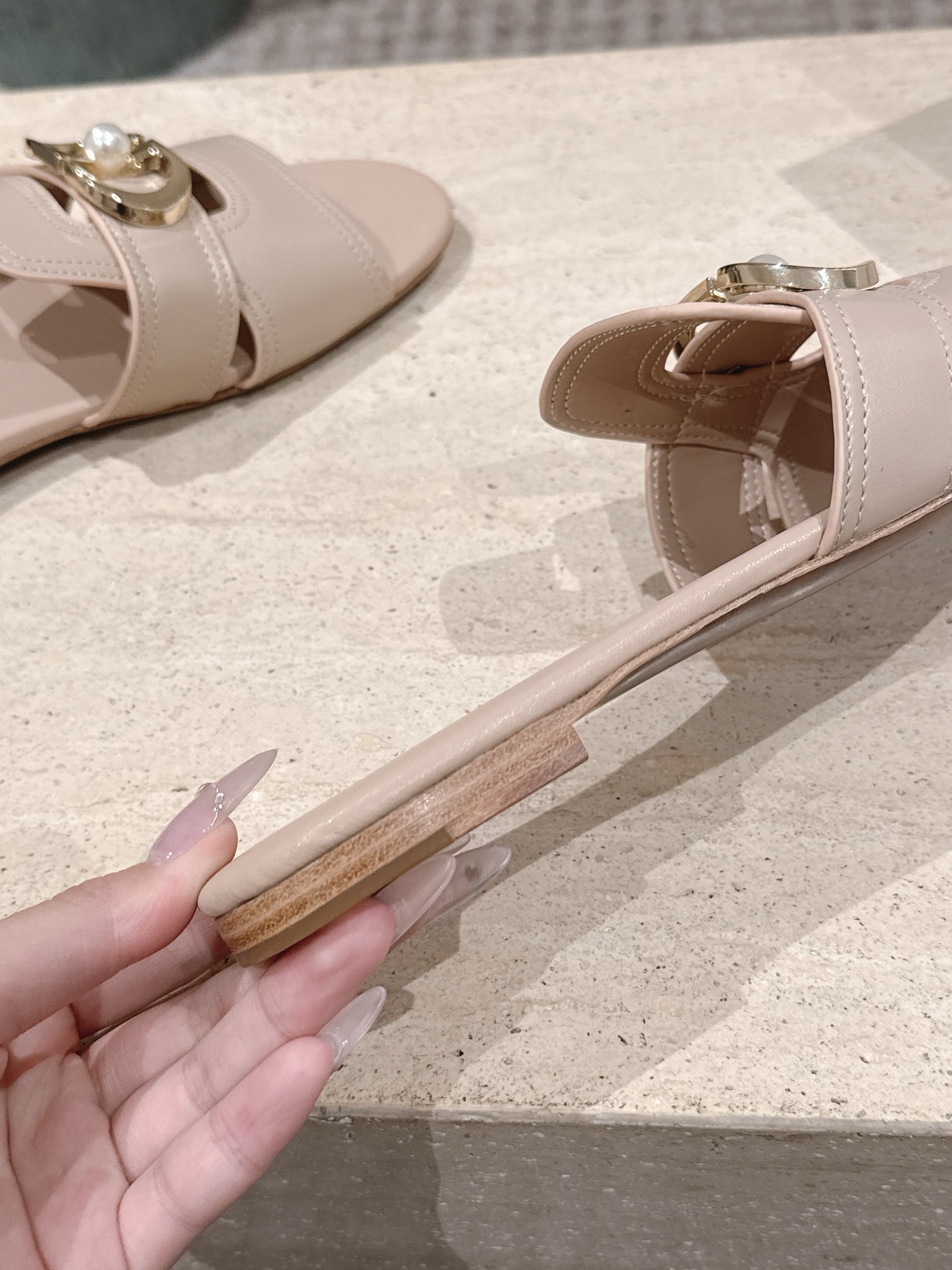 Dior Style Leather Women's Shoes style reference detail image 8 from source 785086
