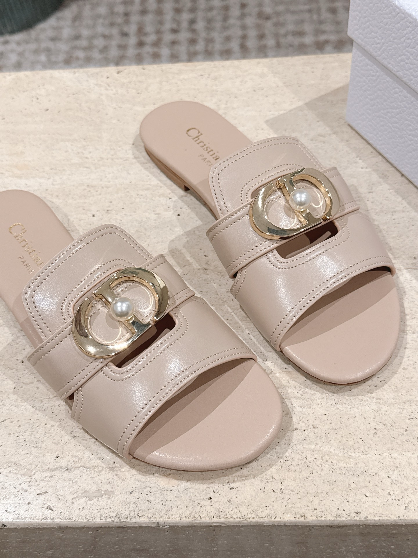 Dior Style Leather Women's Shoes style reference detail image 7 from source 785086