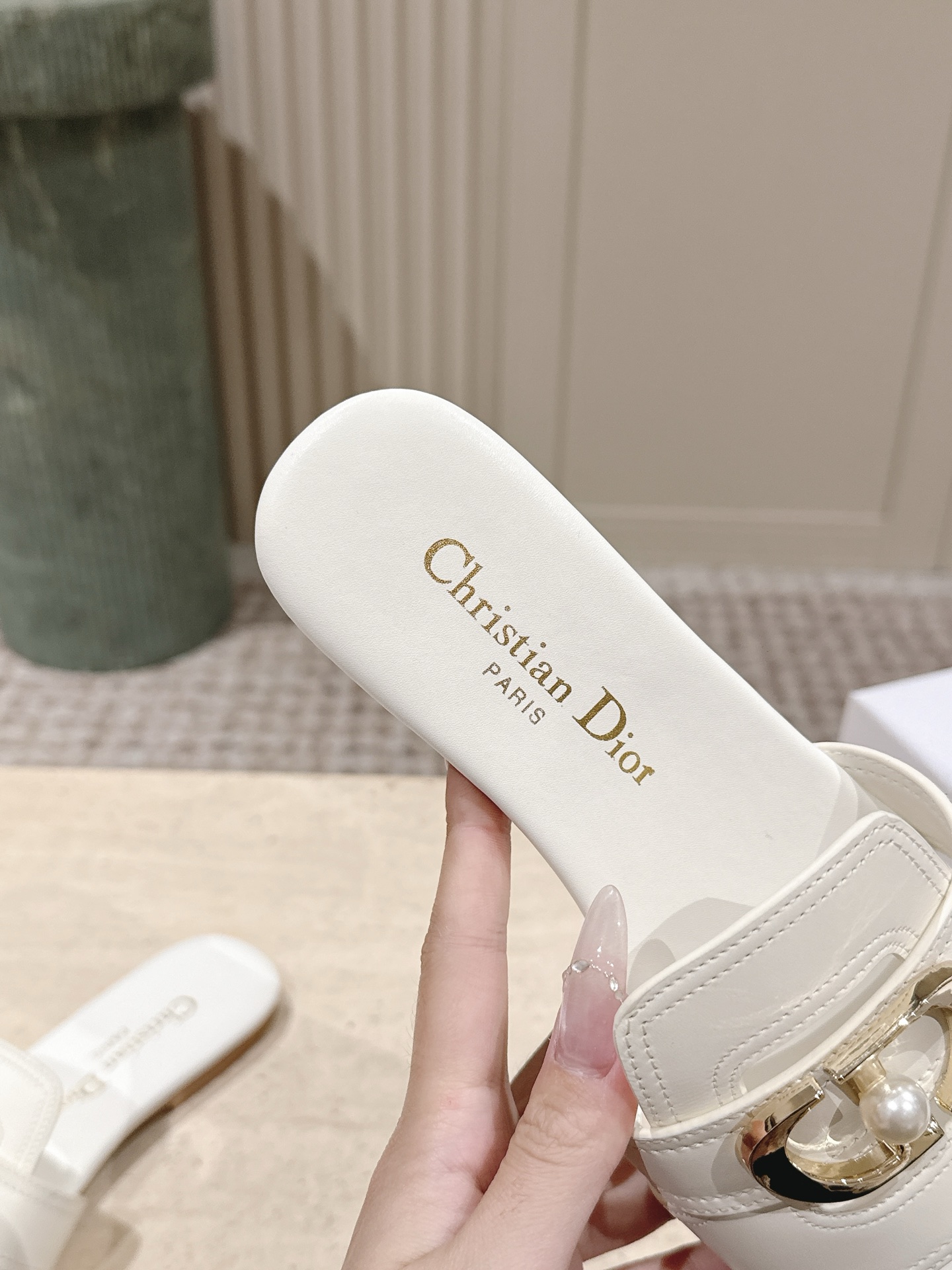 Dior Style Leather Women's Shoes style reference detail image 6 from source 785087