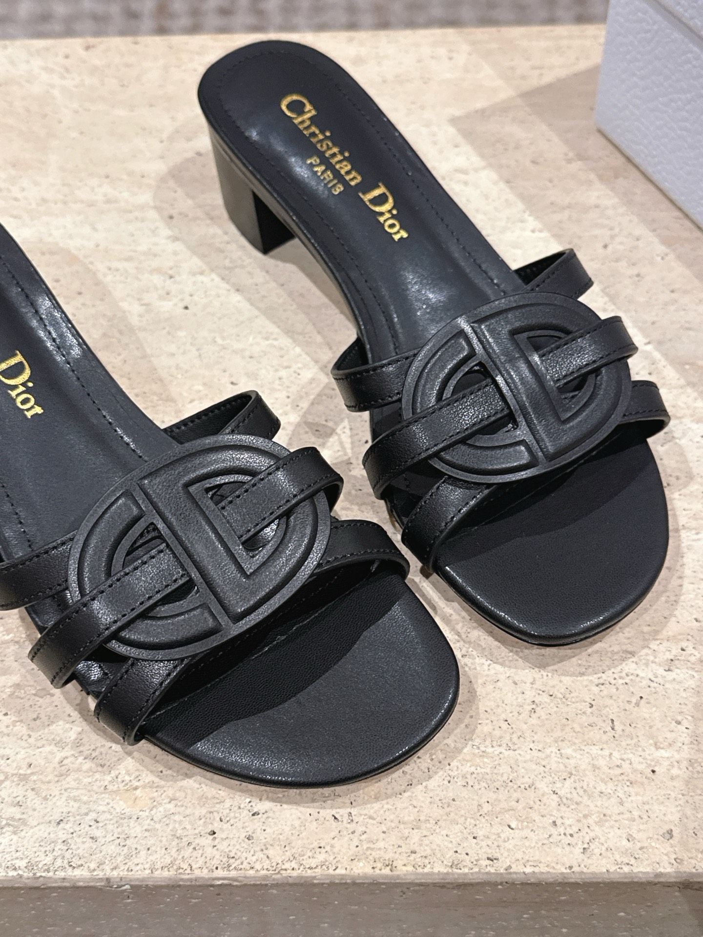 Dior Style Leather Women's Shoes style reference detail image 8 from source 785090