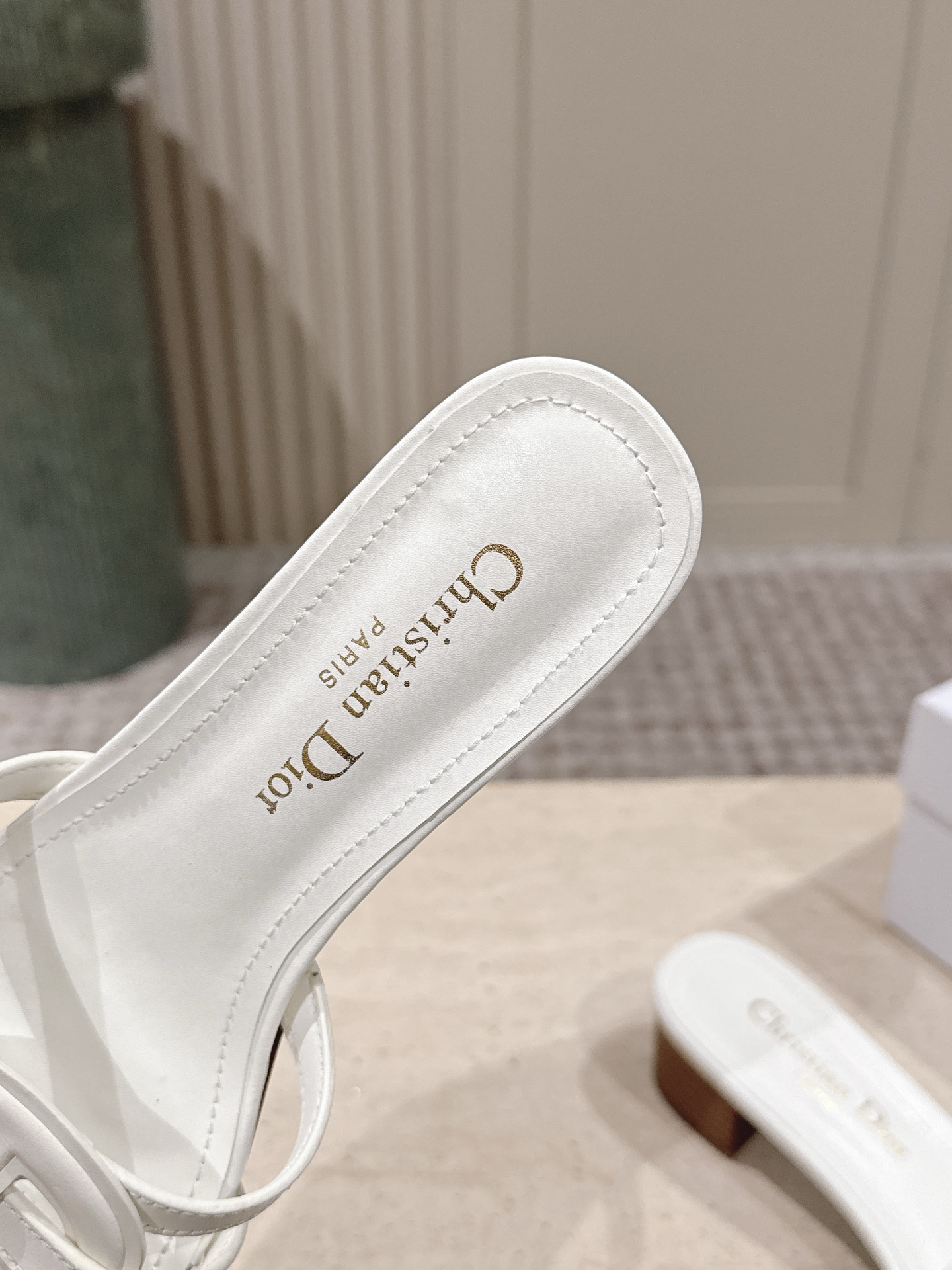 Dior Style Leather Women's Shoes style reference detail image 6 from source 785093