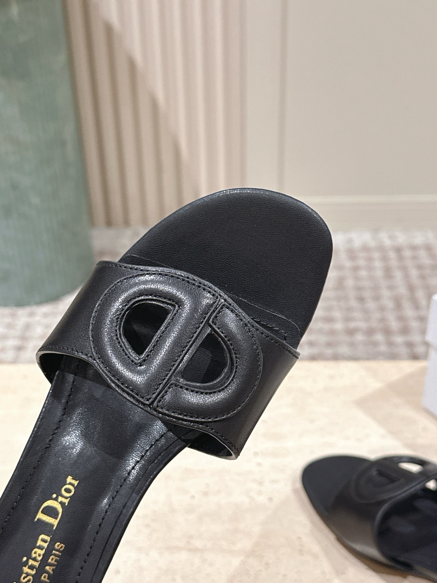 Dior Style Leather Women's Shoes style reference detail image 7 from source 785094