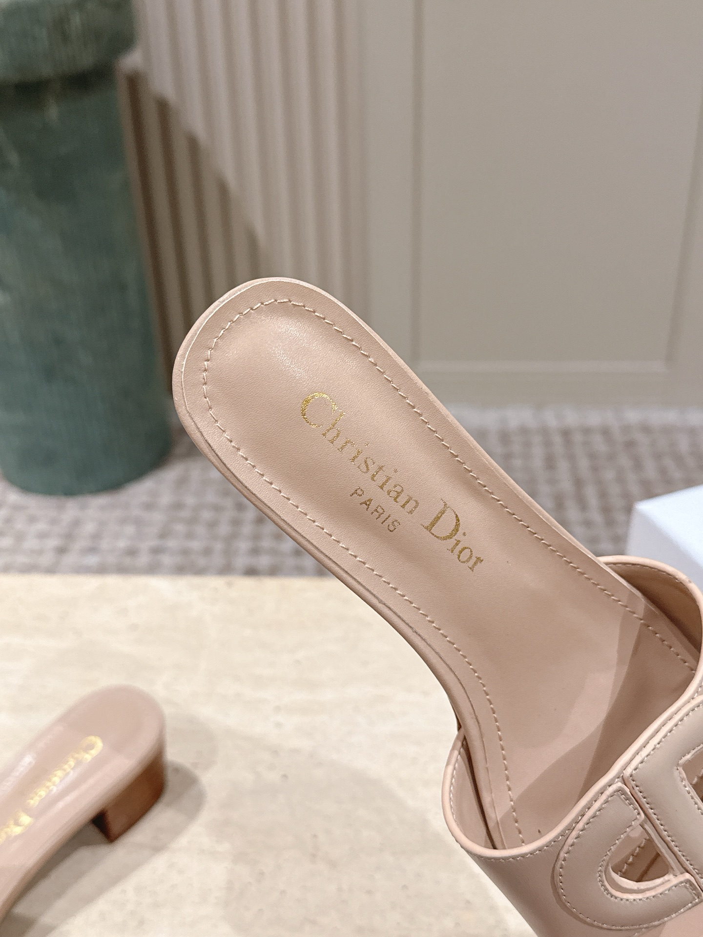 Dior Style Leather Women's Shoes style reference detail image 6 from source 785095