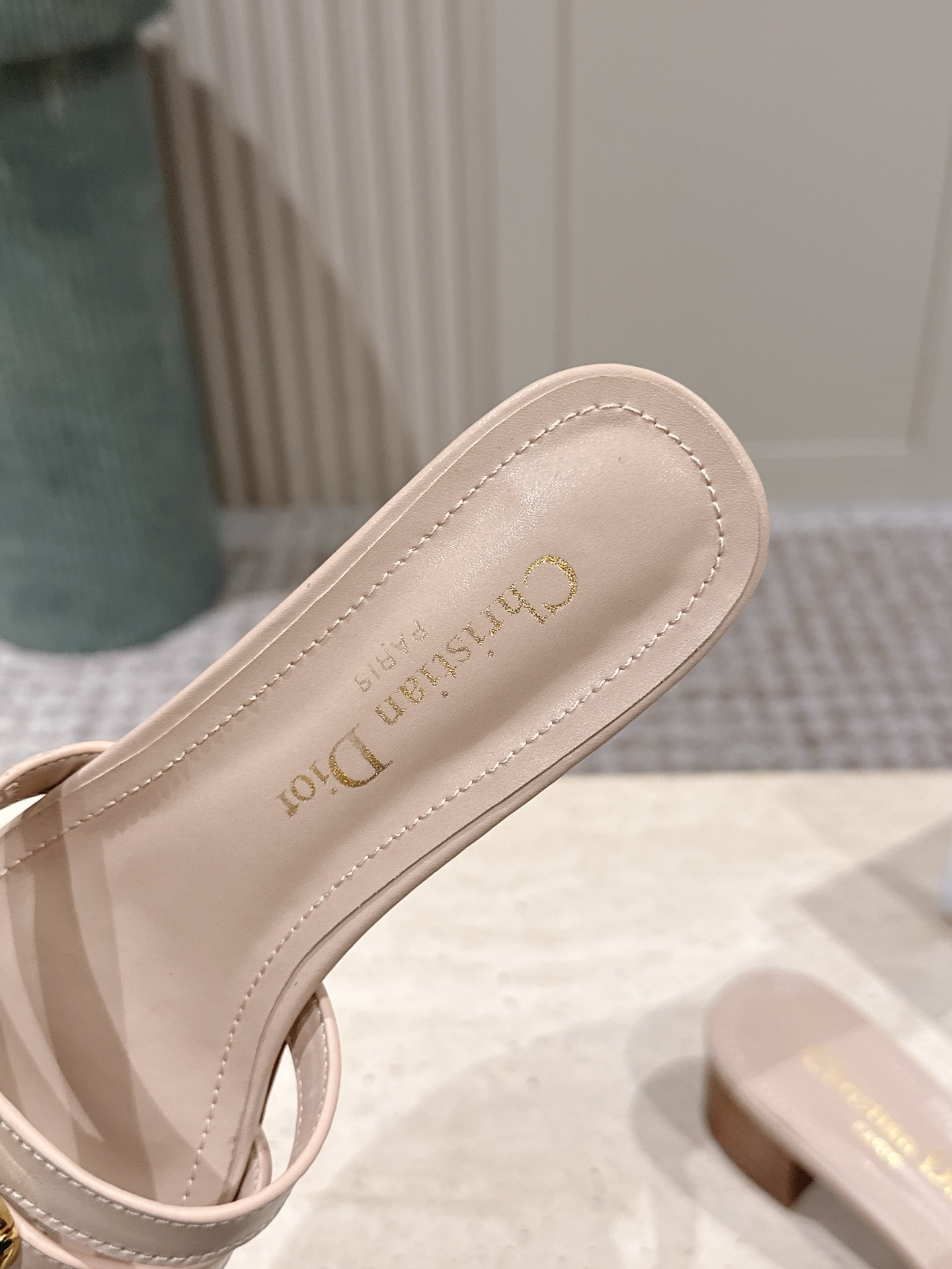 Dior Style Leather Women's Shoes style reference detail image 6 from source 785099