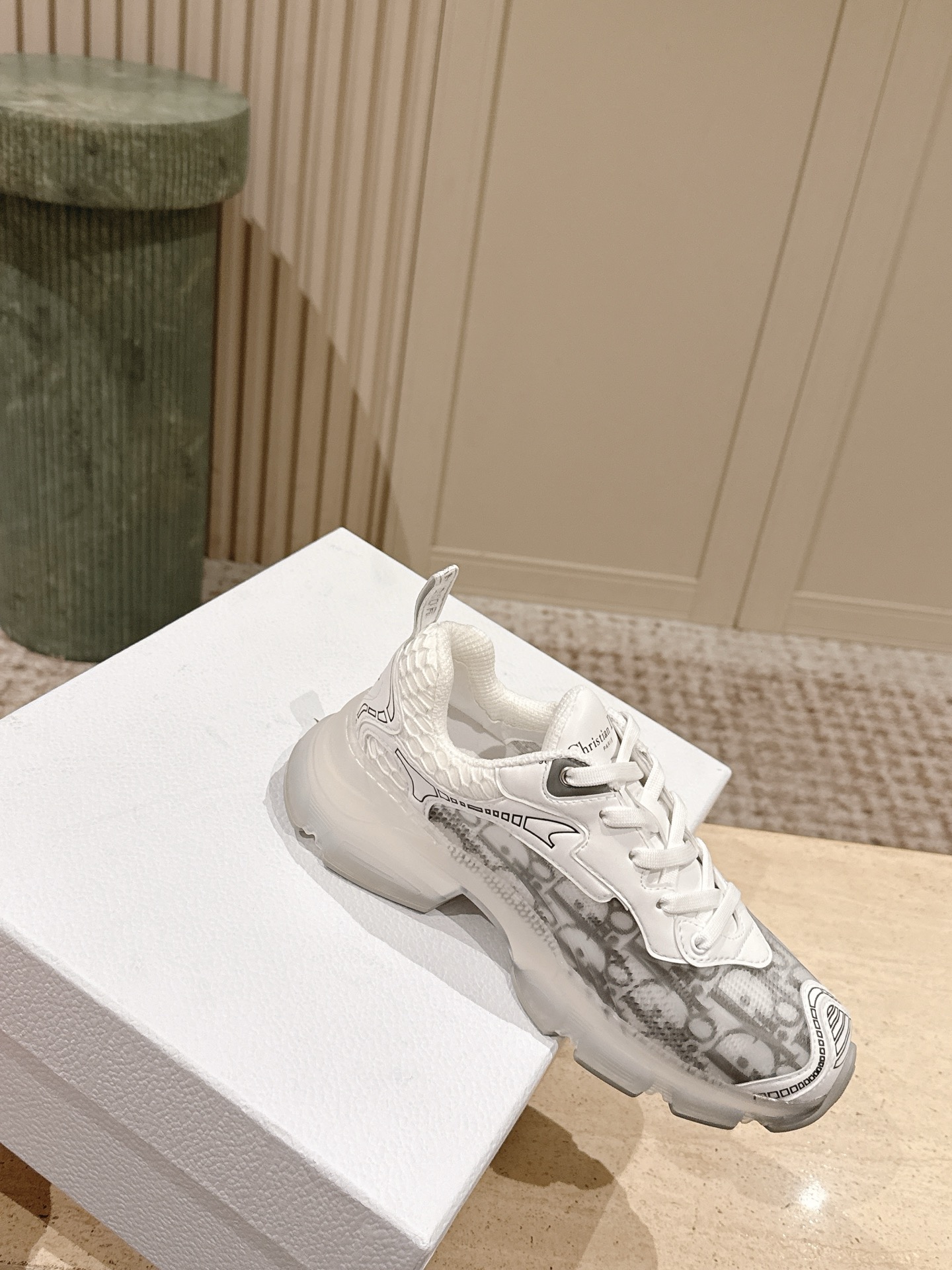 Dior Style Women's Shoes style reference detail image 4 from source 785107