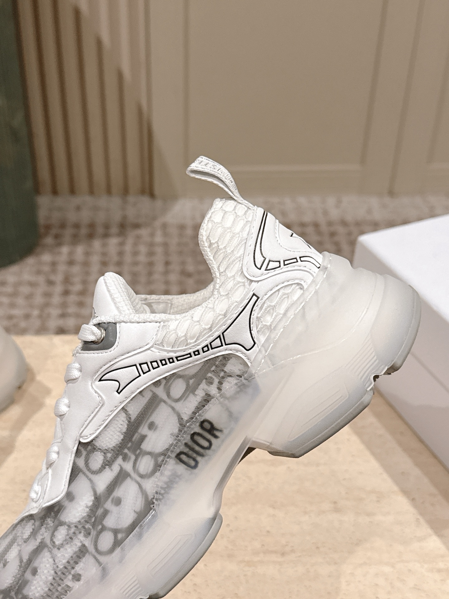 Dior Style Women's Shoes style reference detail image 7 from source 785107