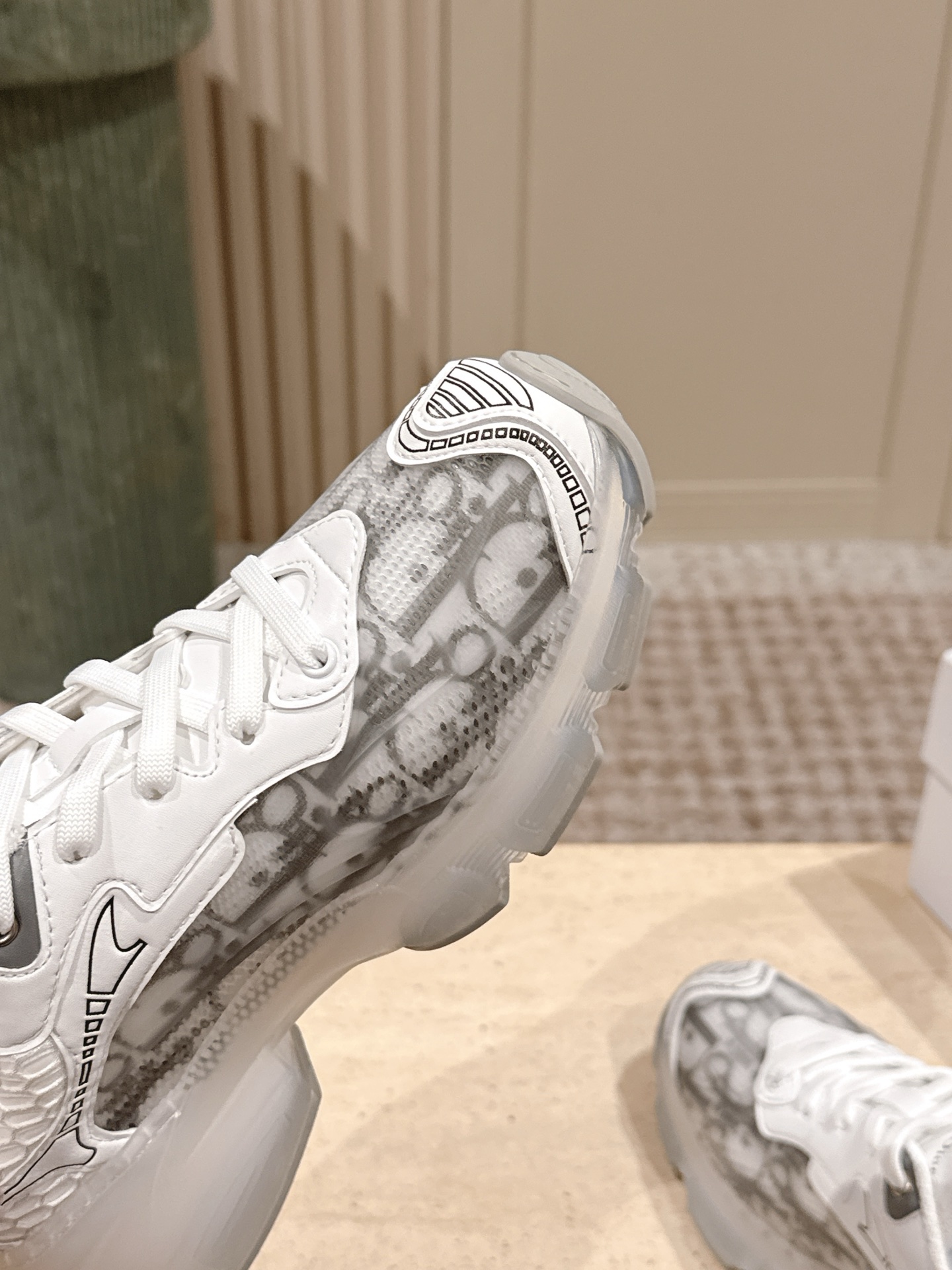 Dior Style Women's Shoes style reference detail image 6 from source 785107