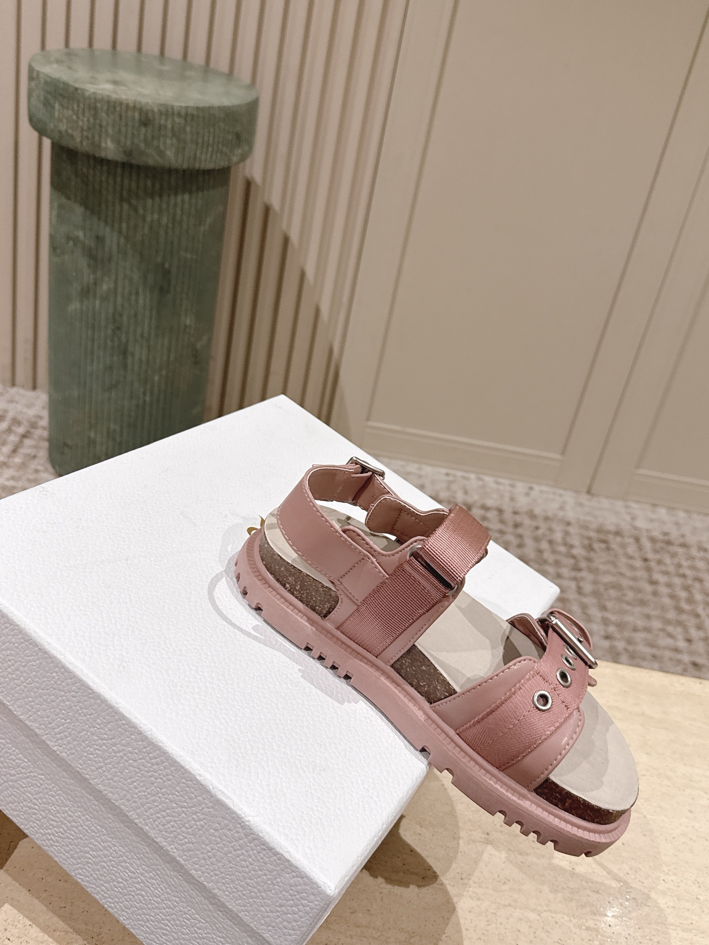 Dior Style Black Leather Women's Shoes style reference detail image 4 from source 785116