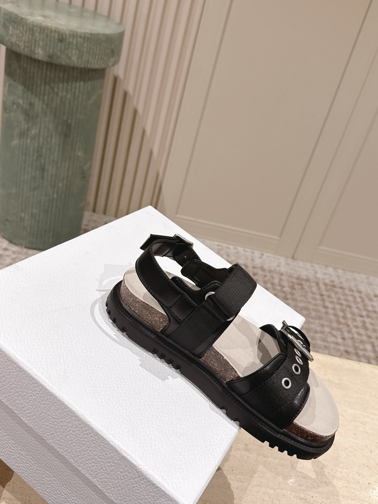 Dior Style Black Leather Women's Shoes style reference detail image 4 from source 785114