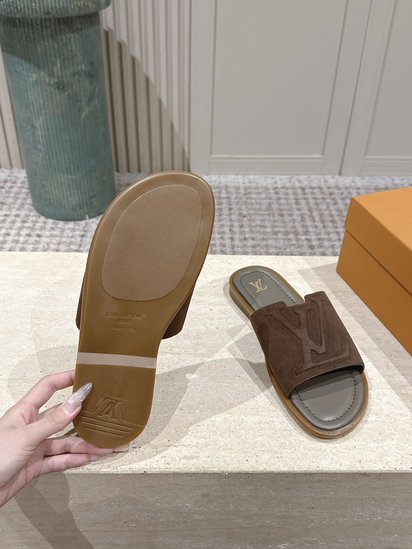 LV Style Leather Women's Shoes style reference detail image 9 from source 783679