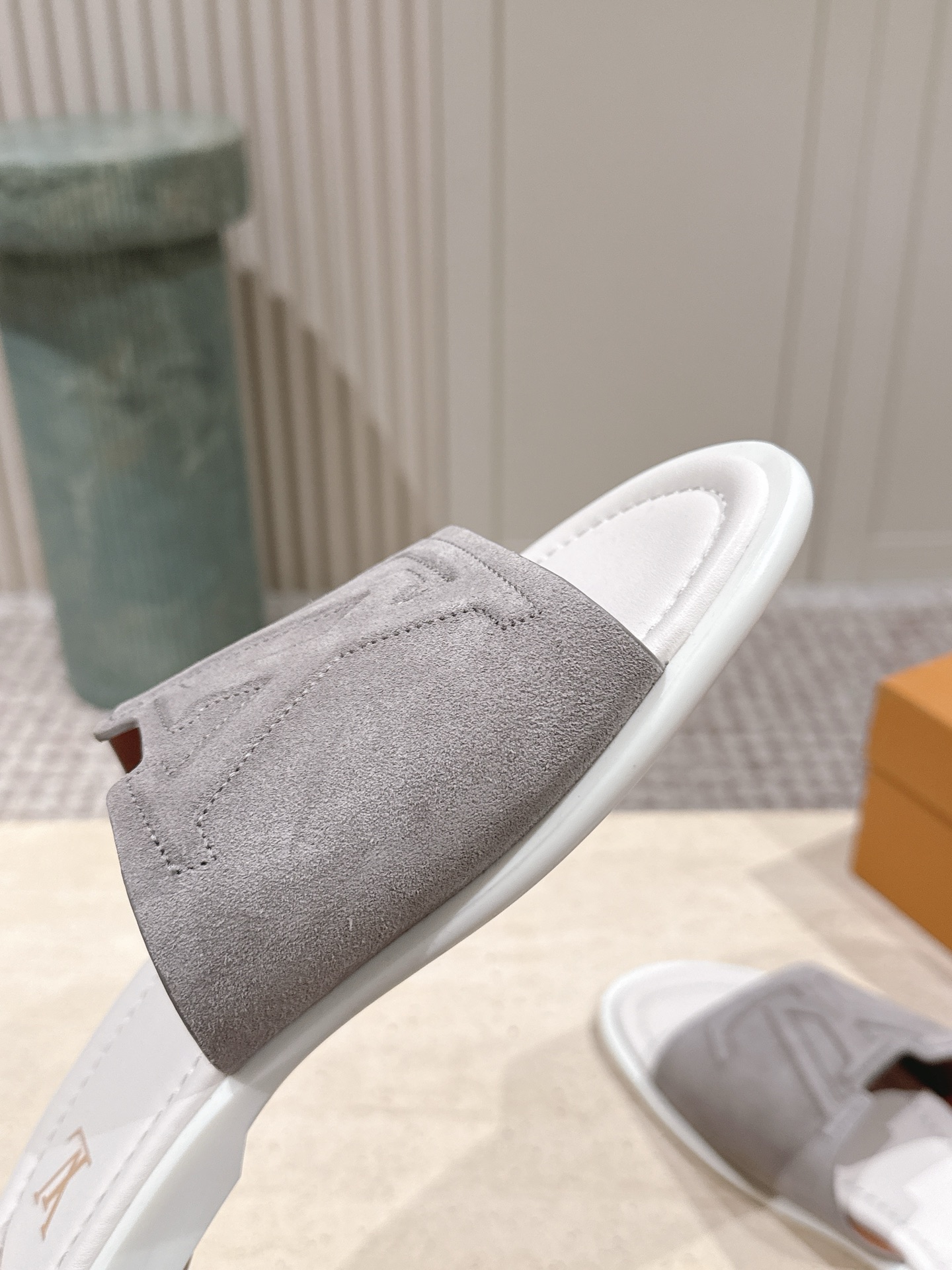LV Style Leather Women's Shoes style reference detail image 8 from source 783680