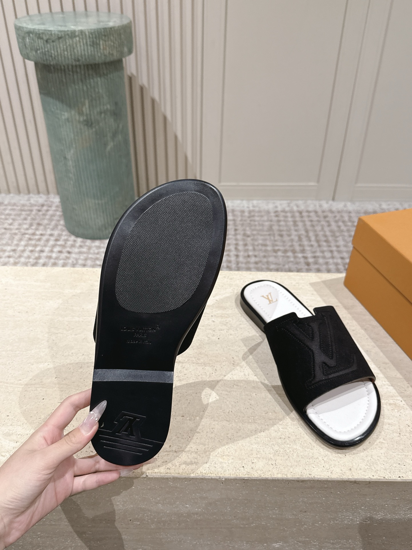 LV Style Leather Women's Shoes style reference detail image 9 from source 783683