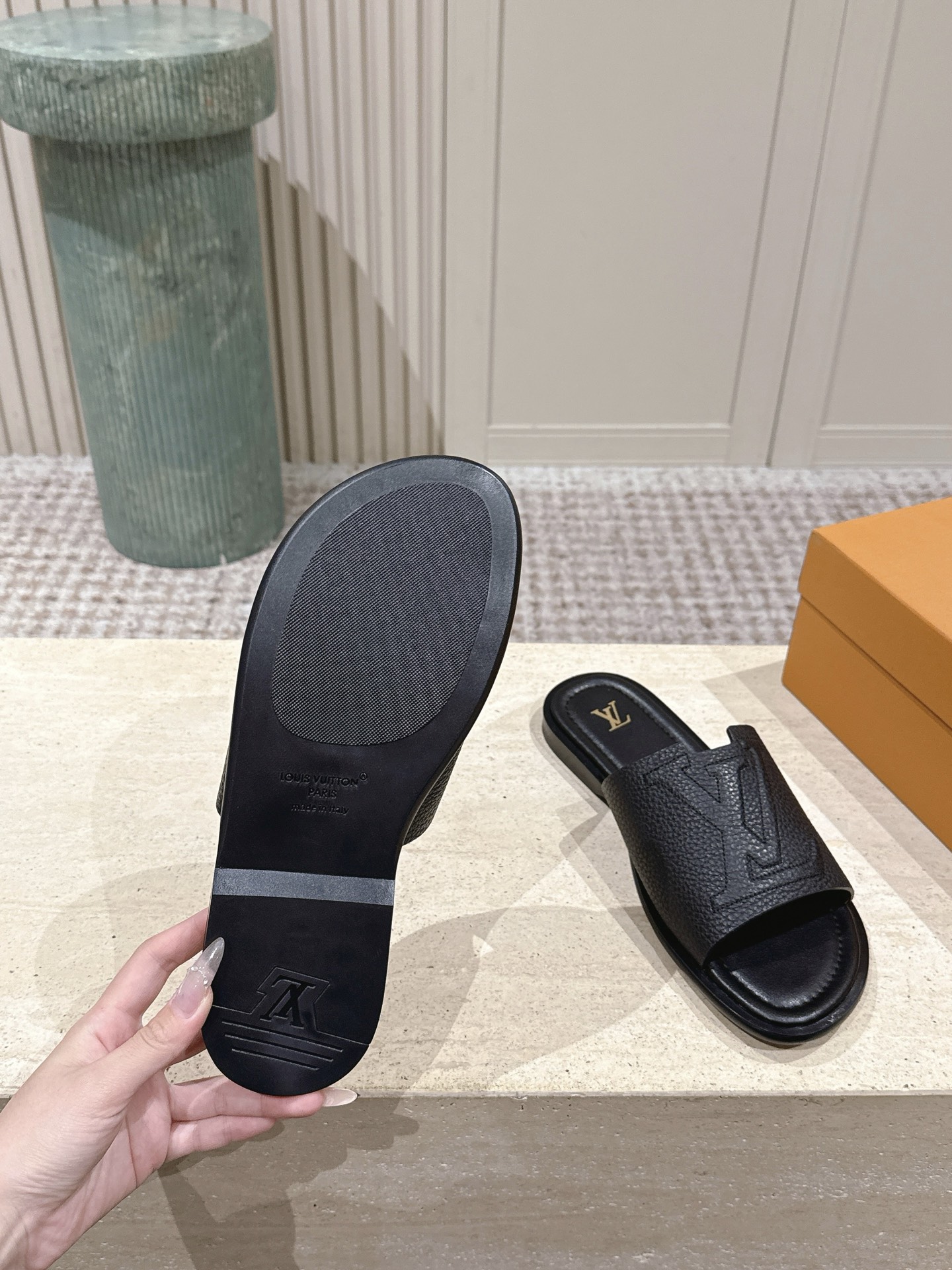 LV Style Leather Women's Shoes style reference detail image 9 from source 783687