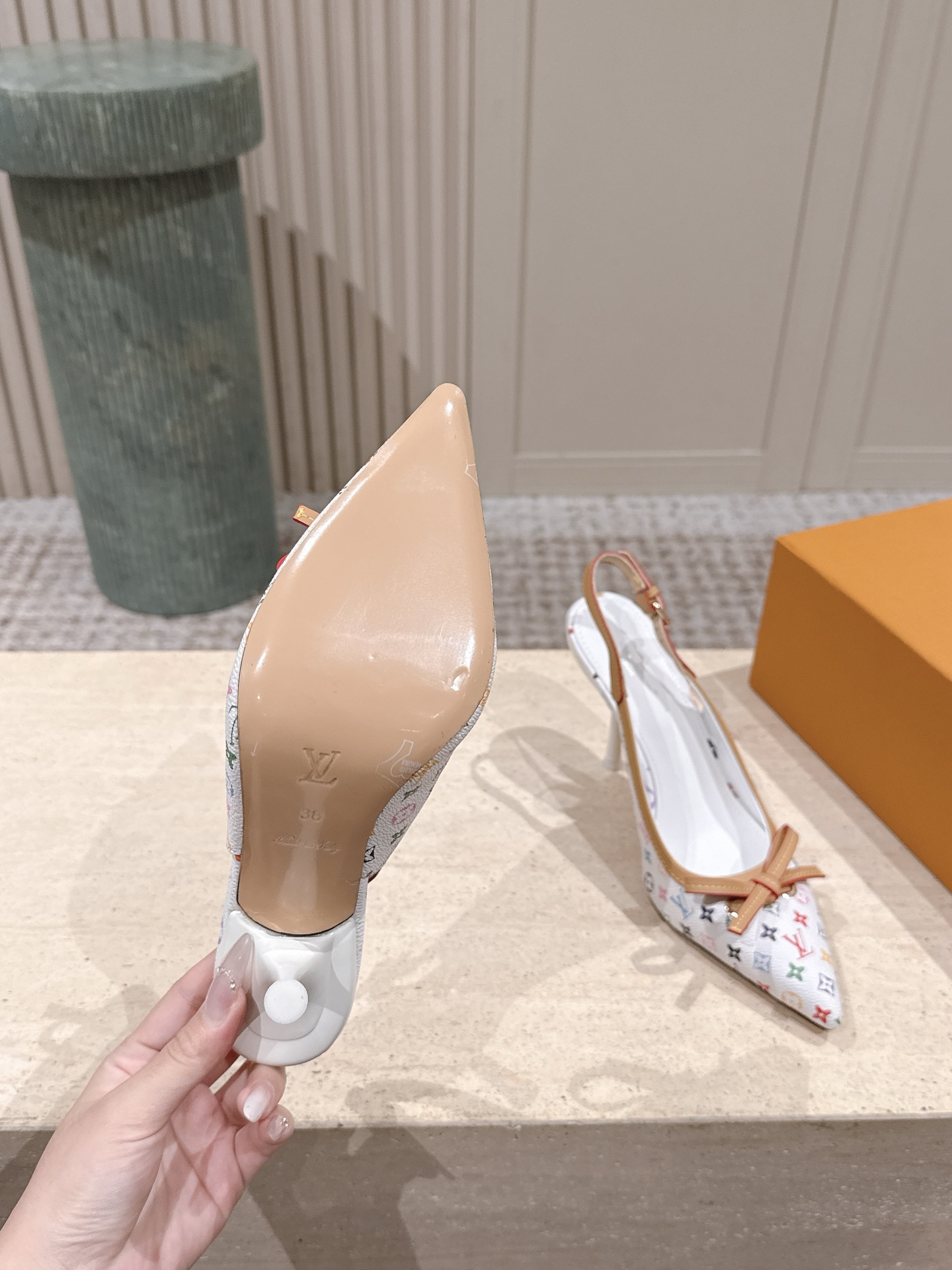 LV Style Leather Women's Shoes style reference detail image 9 from source 783689