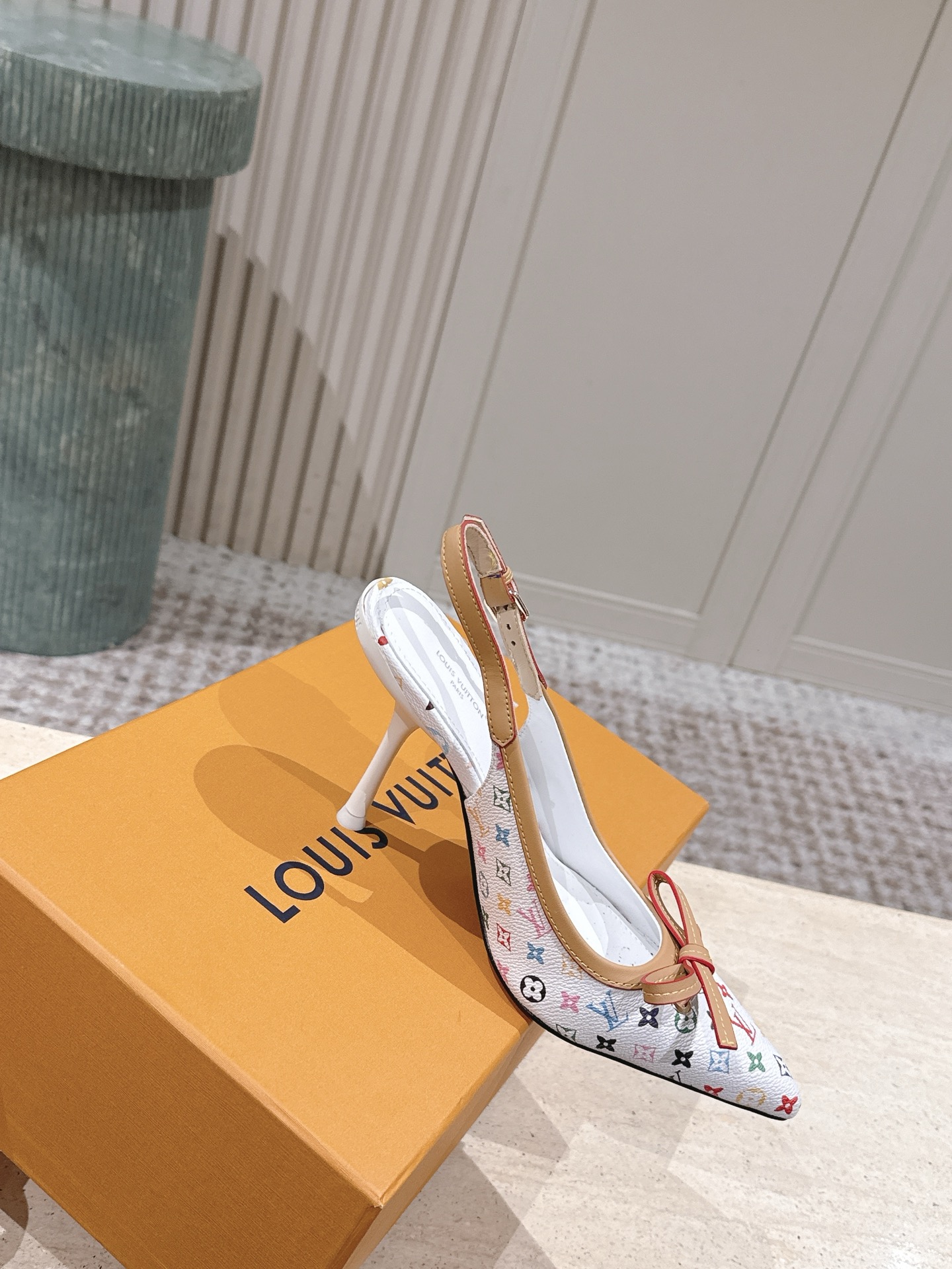 LV Style Leather Women's Shoes style reference detail image 4 from source 783689