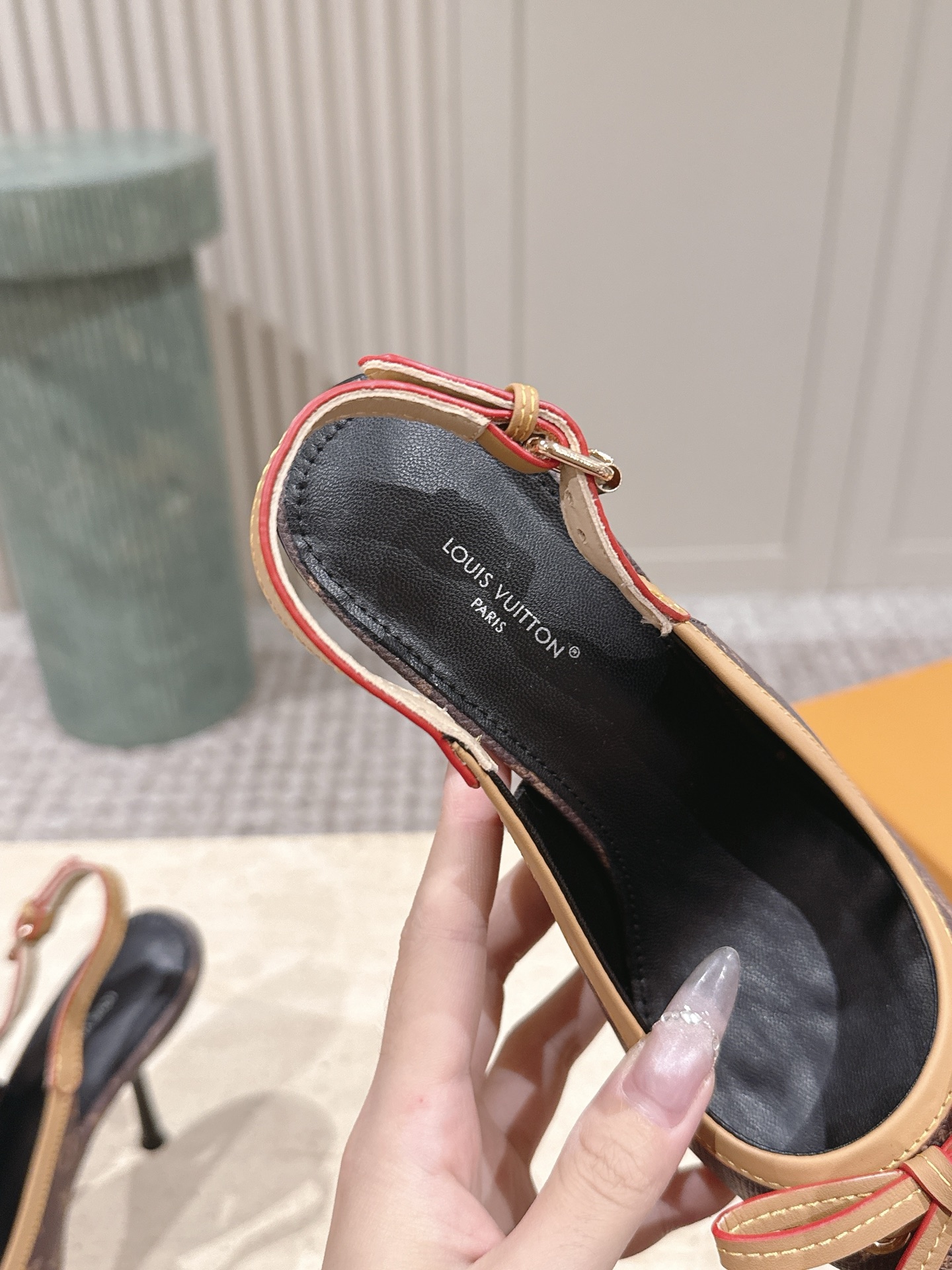 LV Style Leather Women's Shoes style reference detail image 6 from source 783690