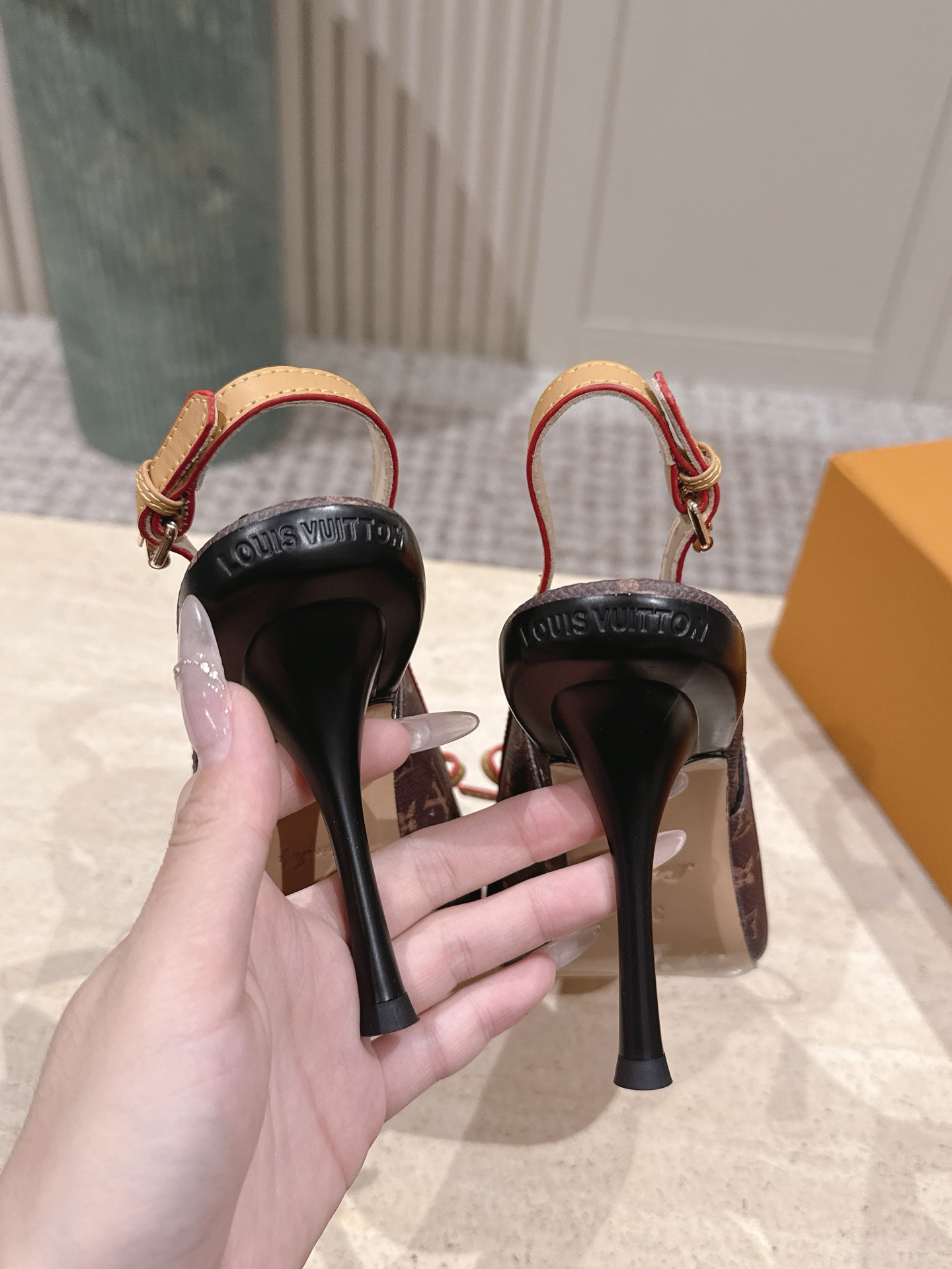 LV Style Leather Women's Shoes style reference detail image 8 from source 783690