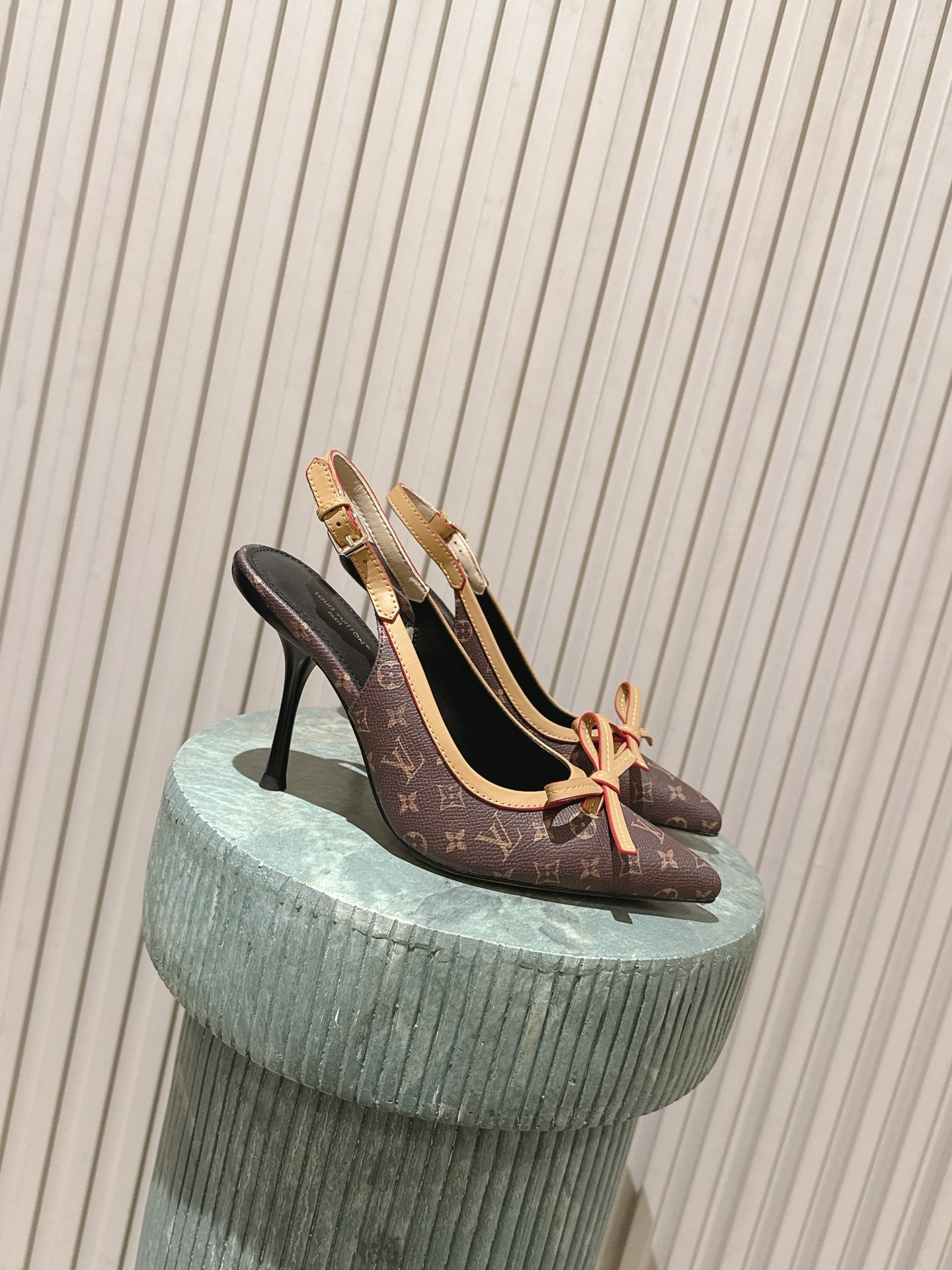 LV Style Leather Women's Shoes style reference detail image 1 from source 783690