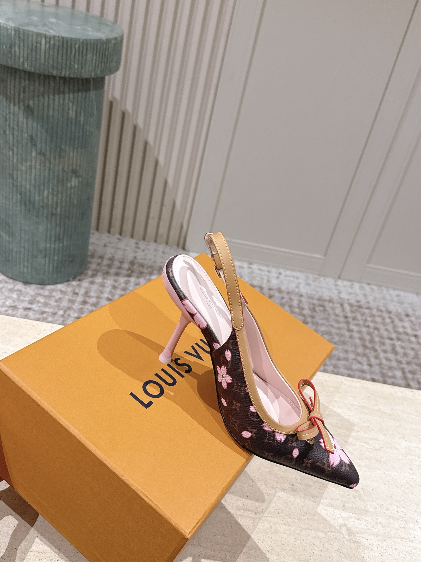 LV Style Leather Women's Shoes style reference detail image 4 from source 783691