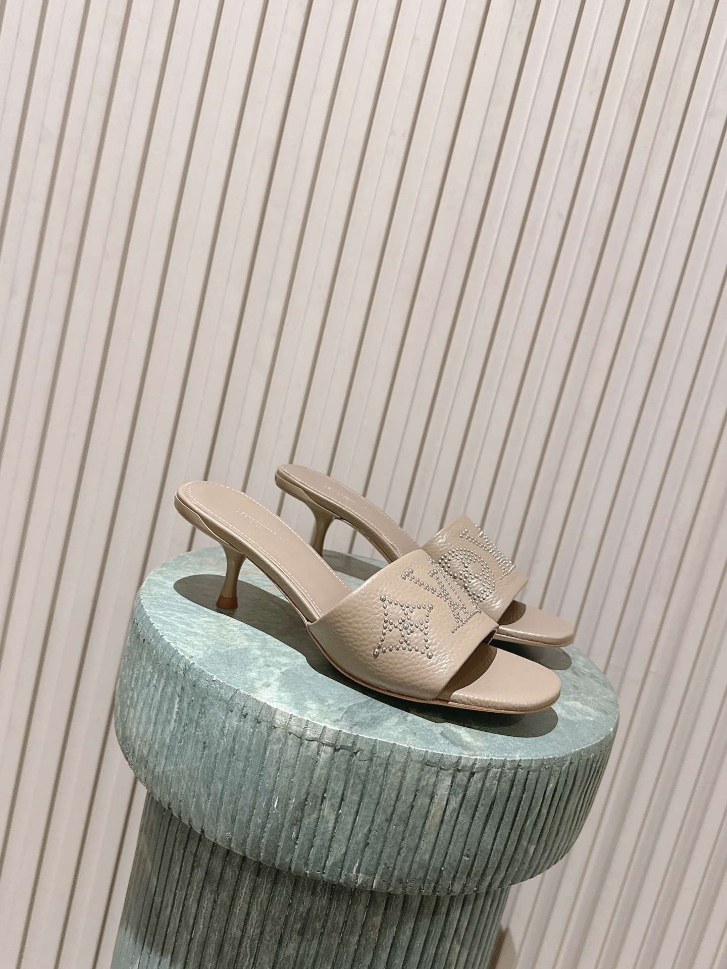 LV Style Leather Women's Shoes style reference detail image 1 from source 783699