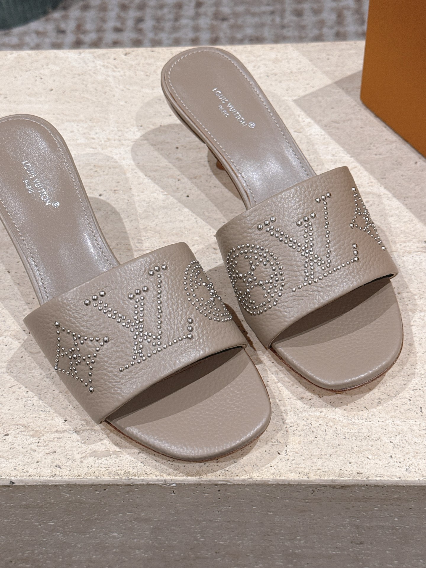 LV Style Leather Women's Shoes style reference detail image 8 from source 783699