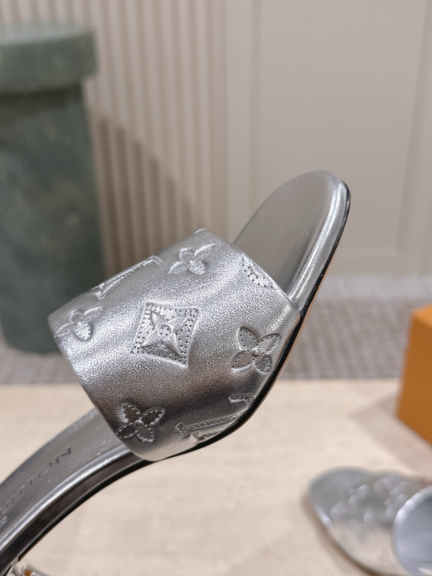LV Style Leather Women's Shoes style reference detail image 6 from source 783703