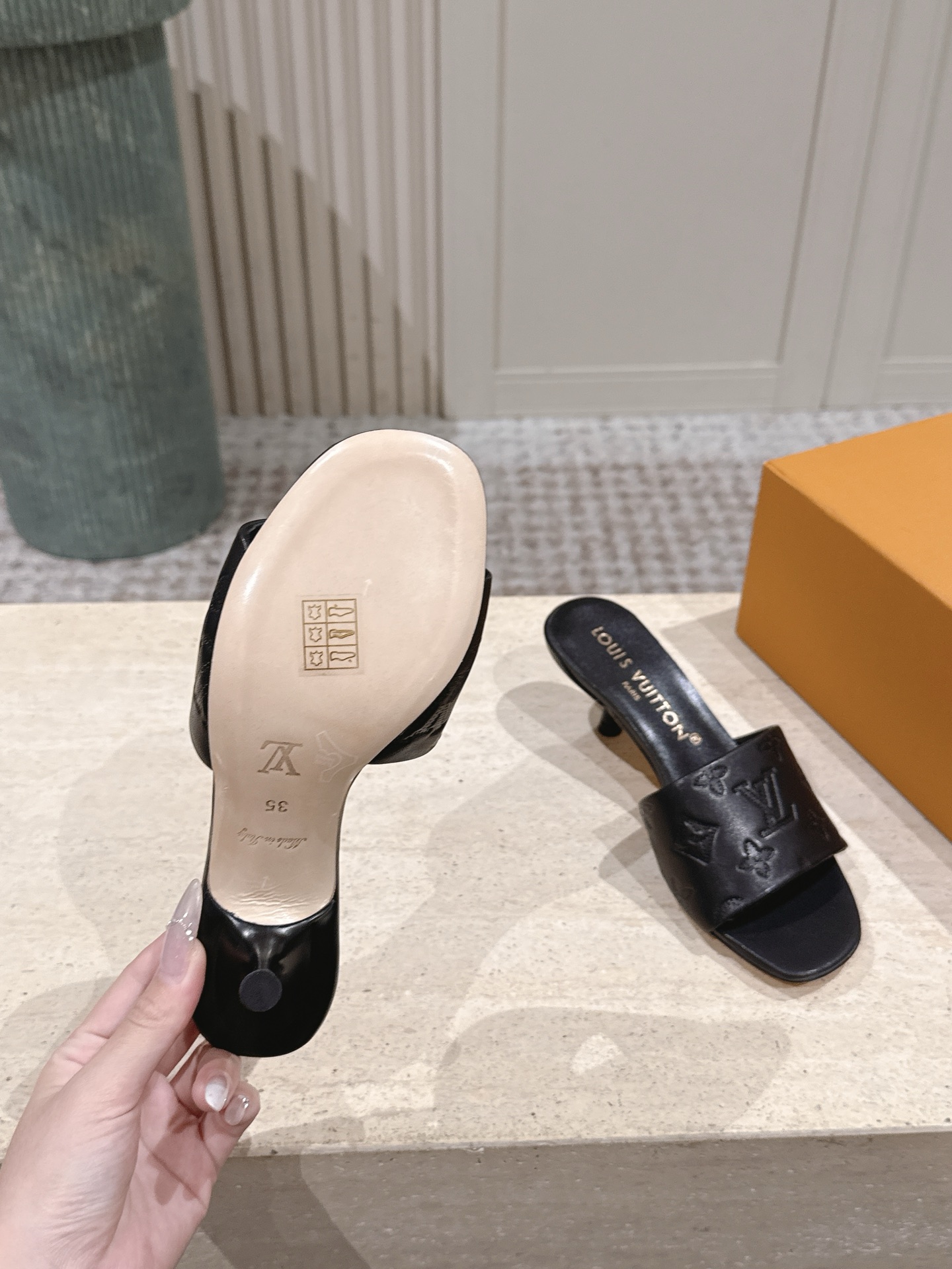 LV Style Leather Women's Shoes style reference detail image 9 from source 783704