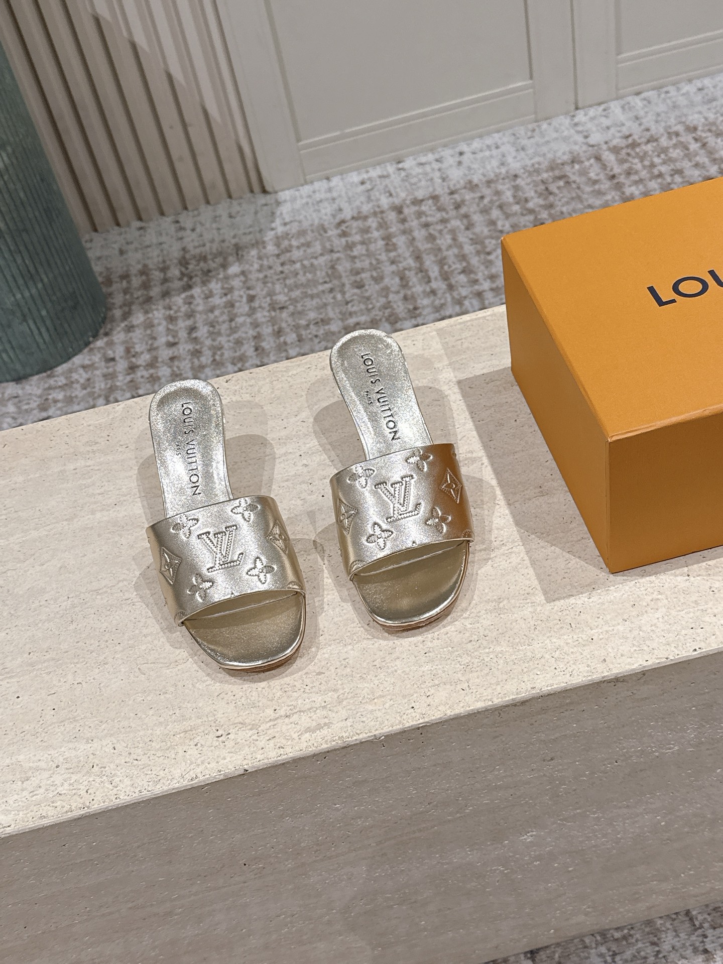 LV Style Leather Women's Shoes style reference detail image 2 from source 783705