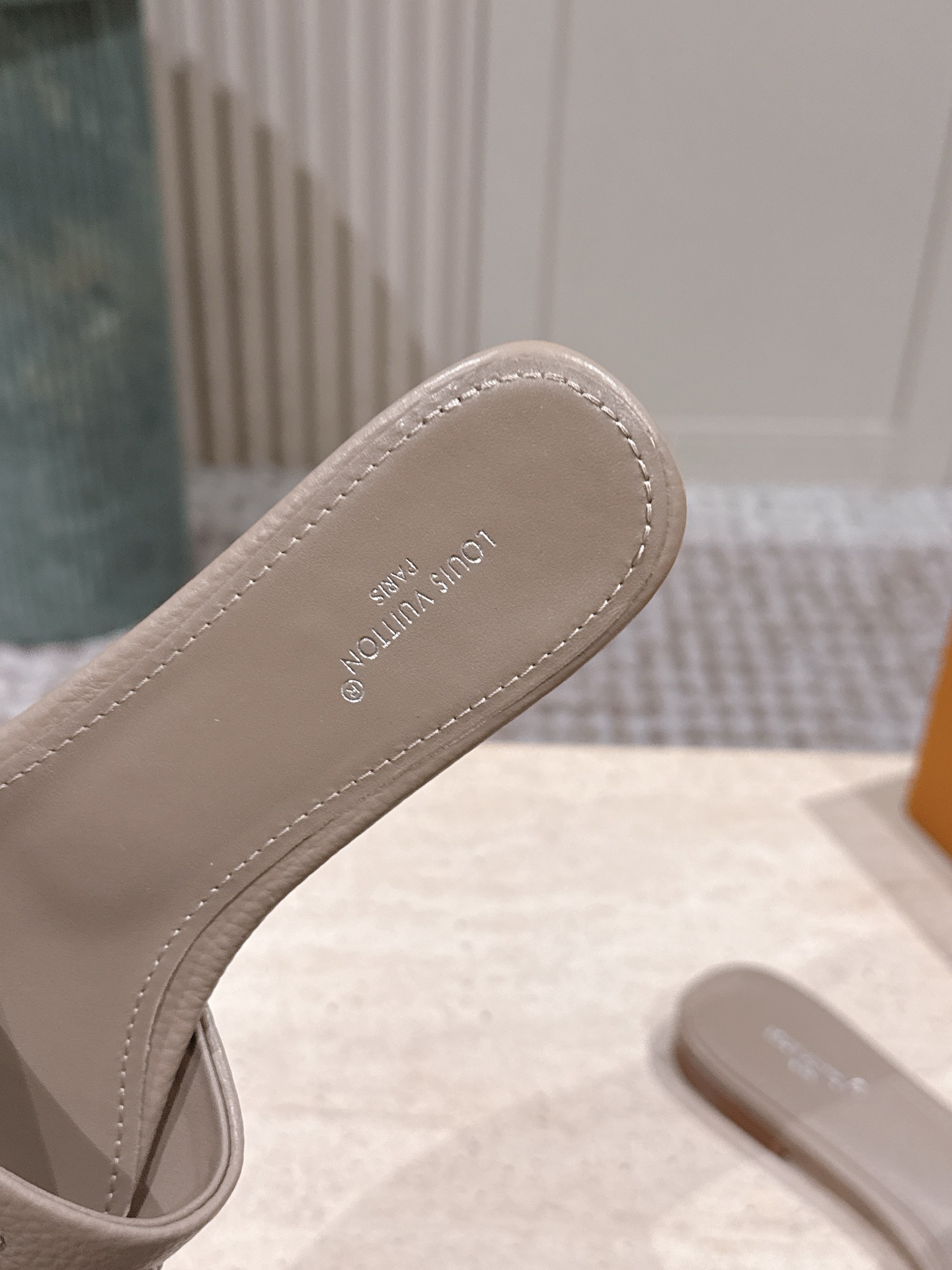 LV Style Leather Women's Shoes style reference detail image 6 from source 783701