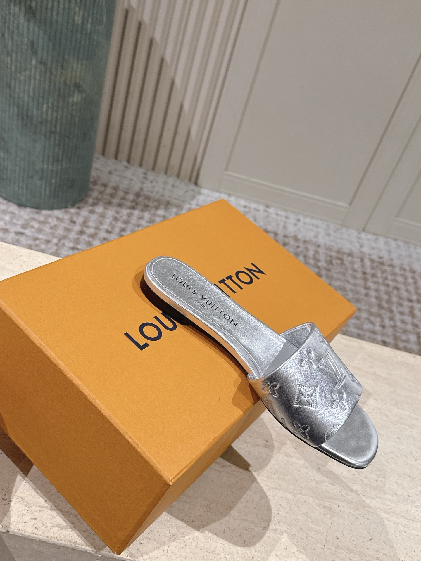 LV Style Leather Women's Shoes style reference detail image 4 from source 783708
