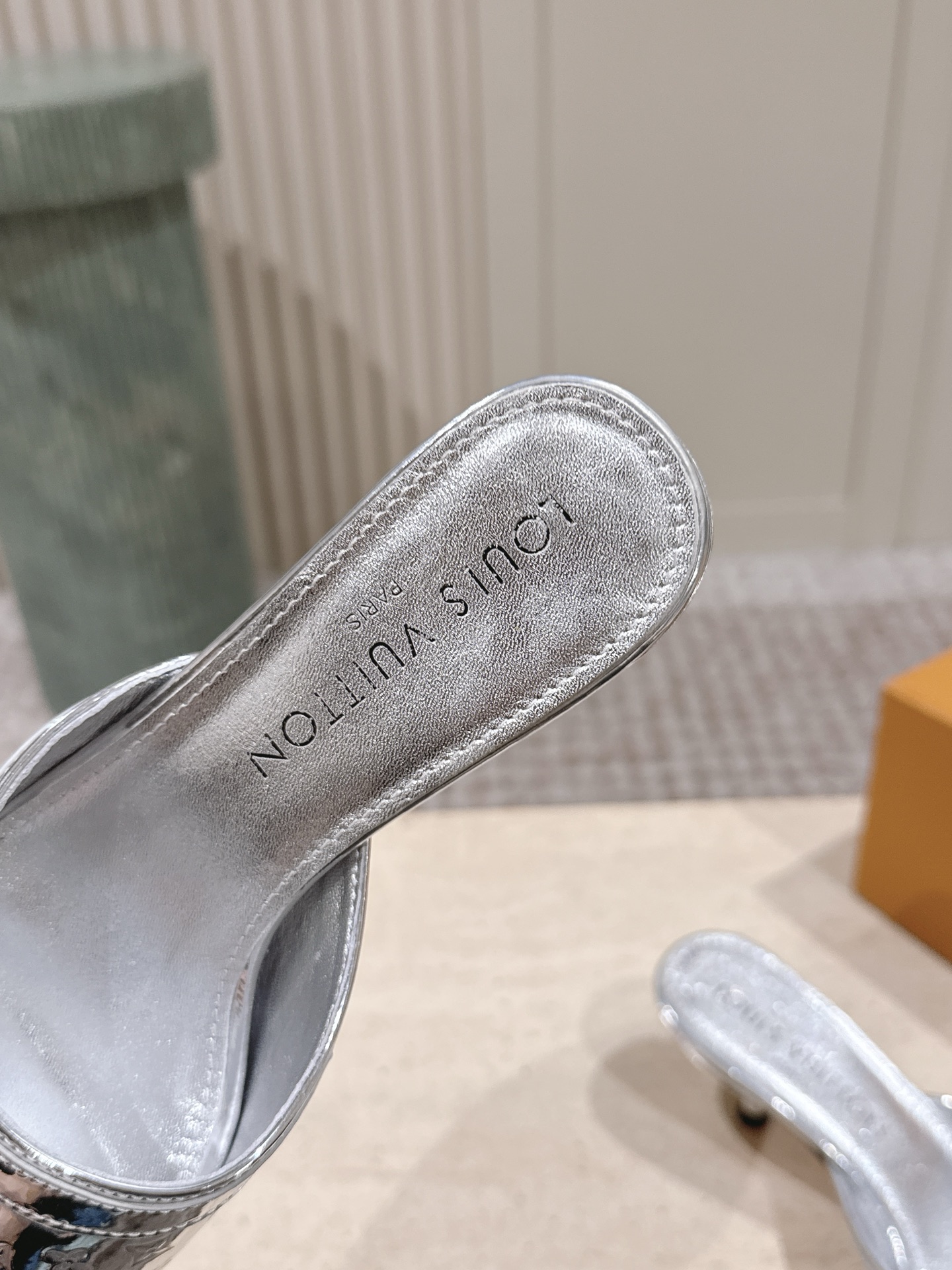 LV Style Leather Women's Shoes style reference detail image 6 from source 783711