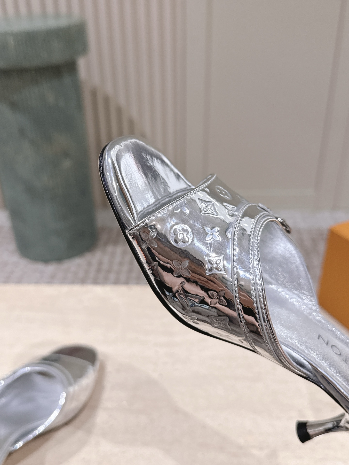 LV Style Leather Women's Shoes style reference detail image 8 from source 783711