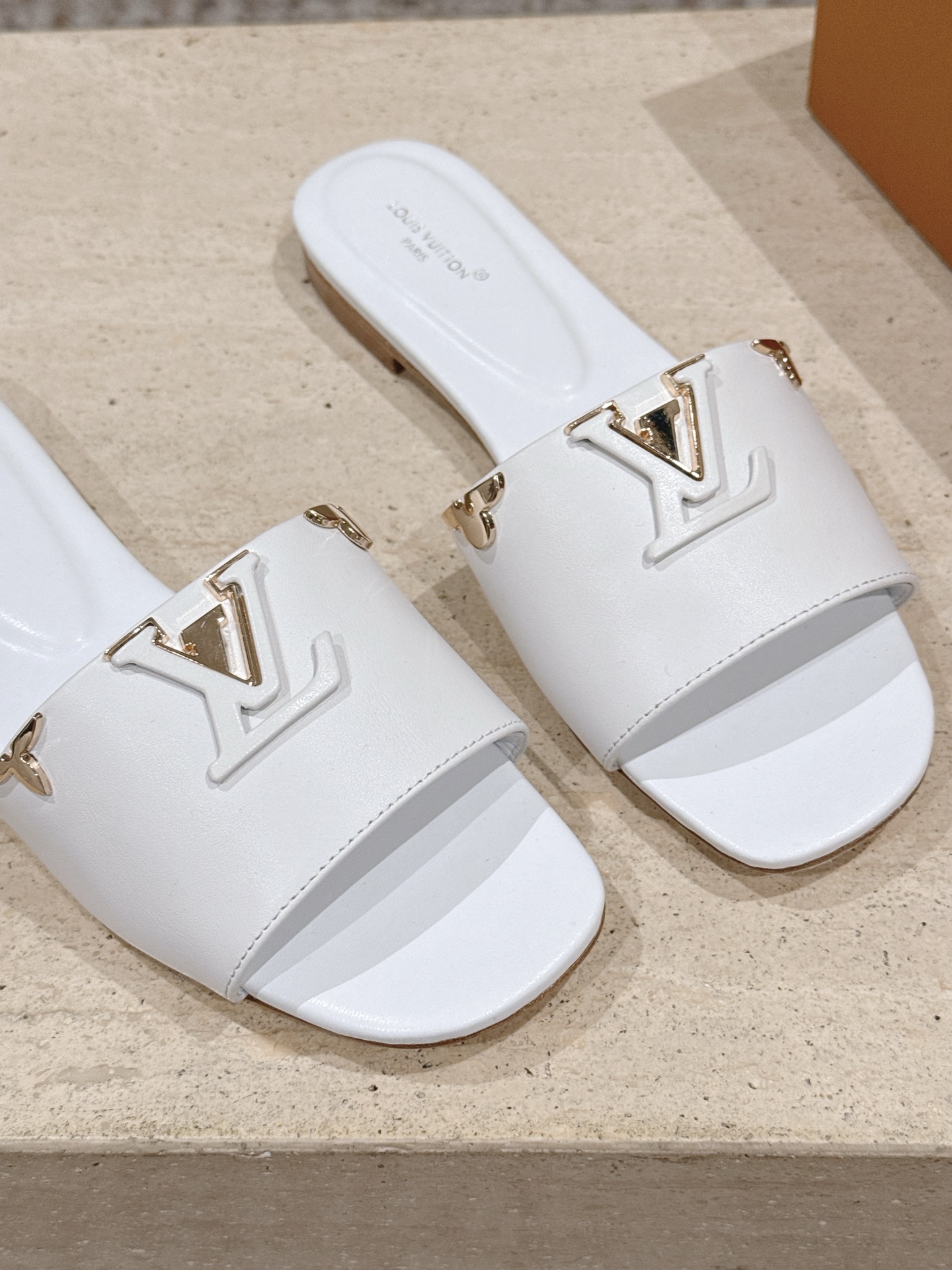 LV Style Leather Women's Shoes style reference detail image 8 from source 783692