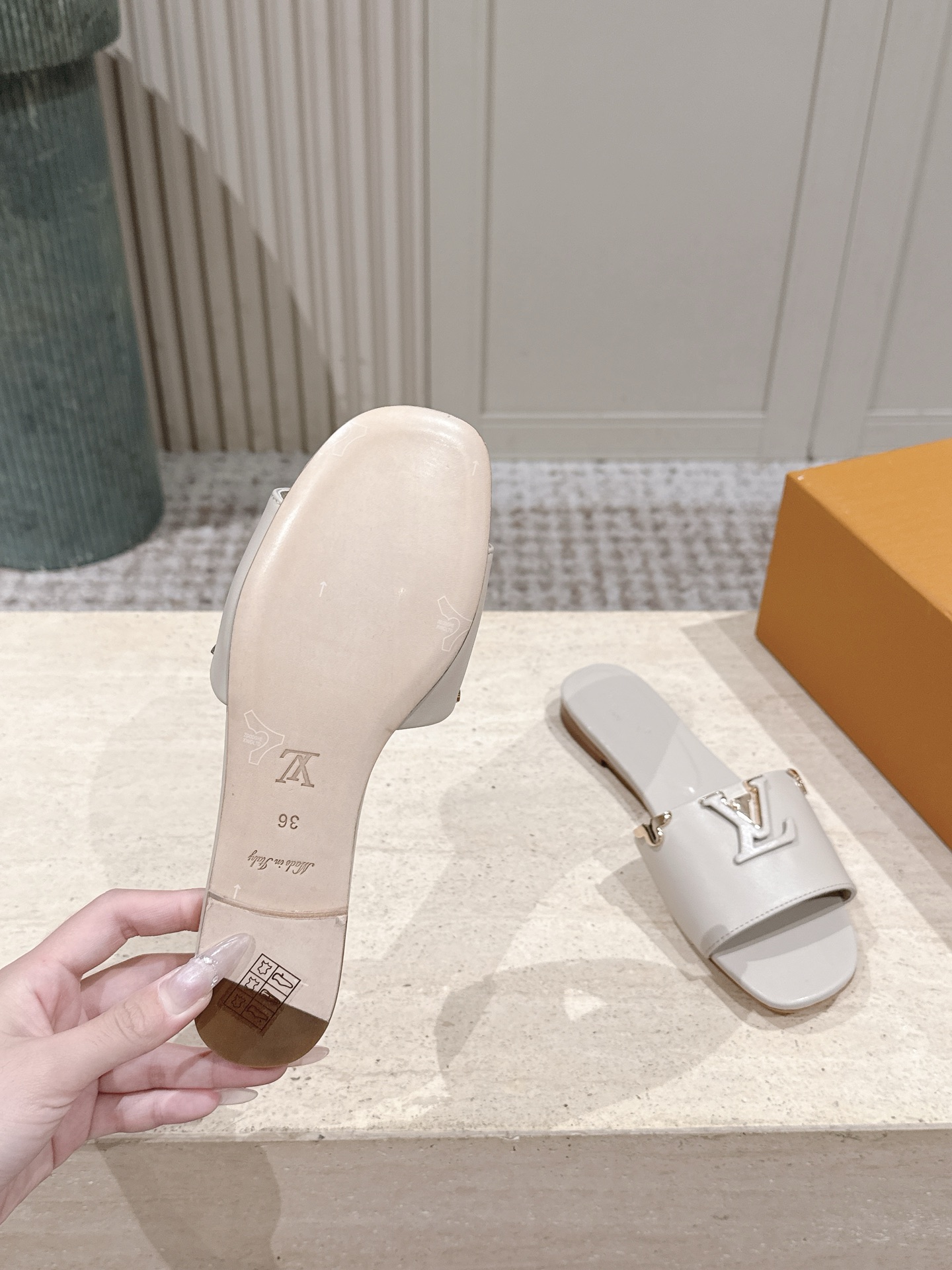 LV Style Leather Women's Shoes style reference detail image 9 from source 783693
